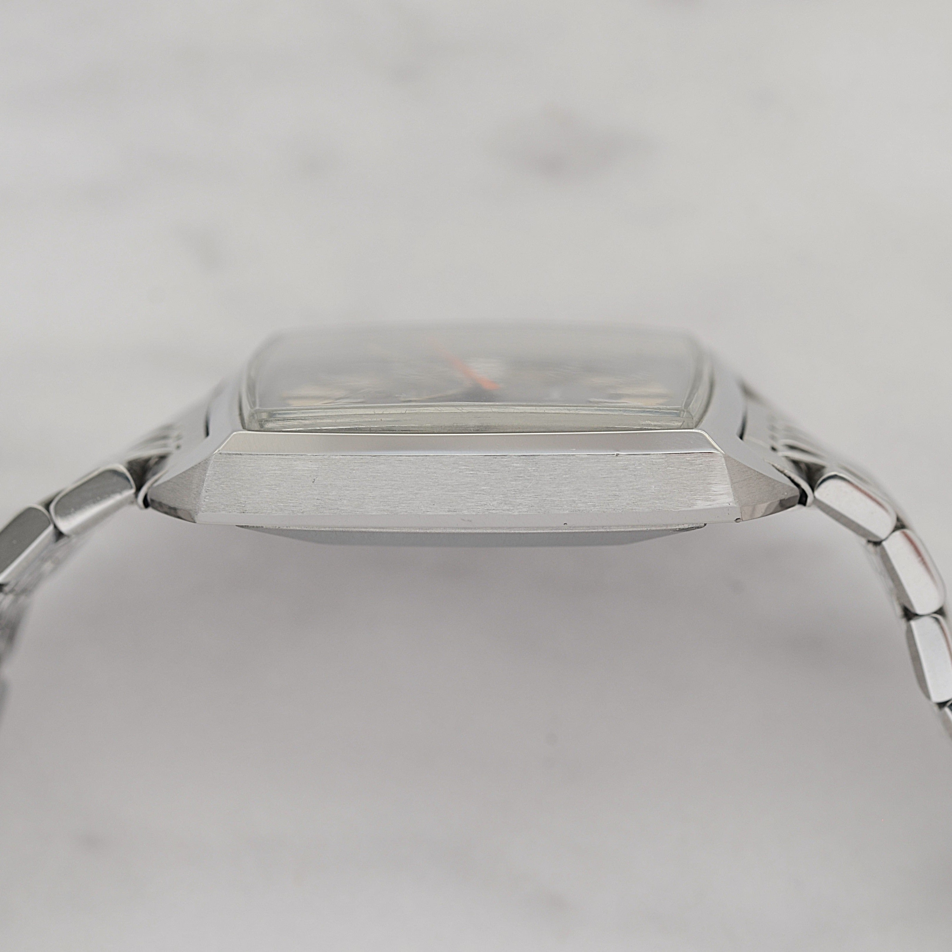 【OMEGA】オメガ シーマスターデイト SS スクエアケース 2トーングレー文字盤 Cal.565