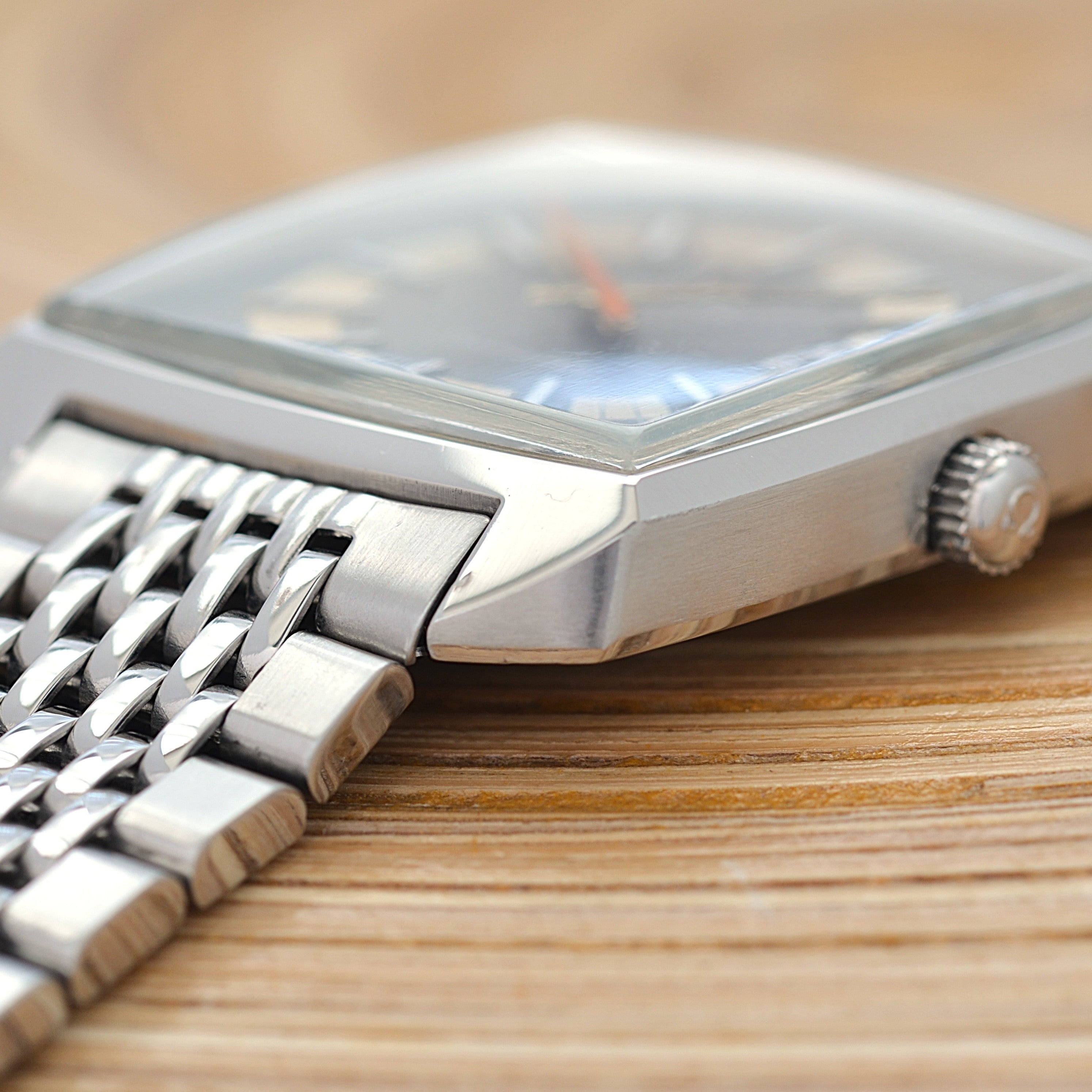 【OMEGA】オメガ シーマスターデイト SS スクエアケース 2トーングレー文字盤 Cal.565