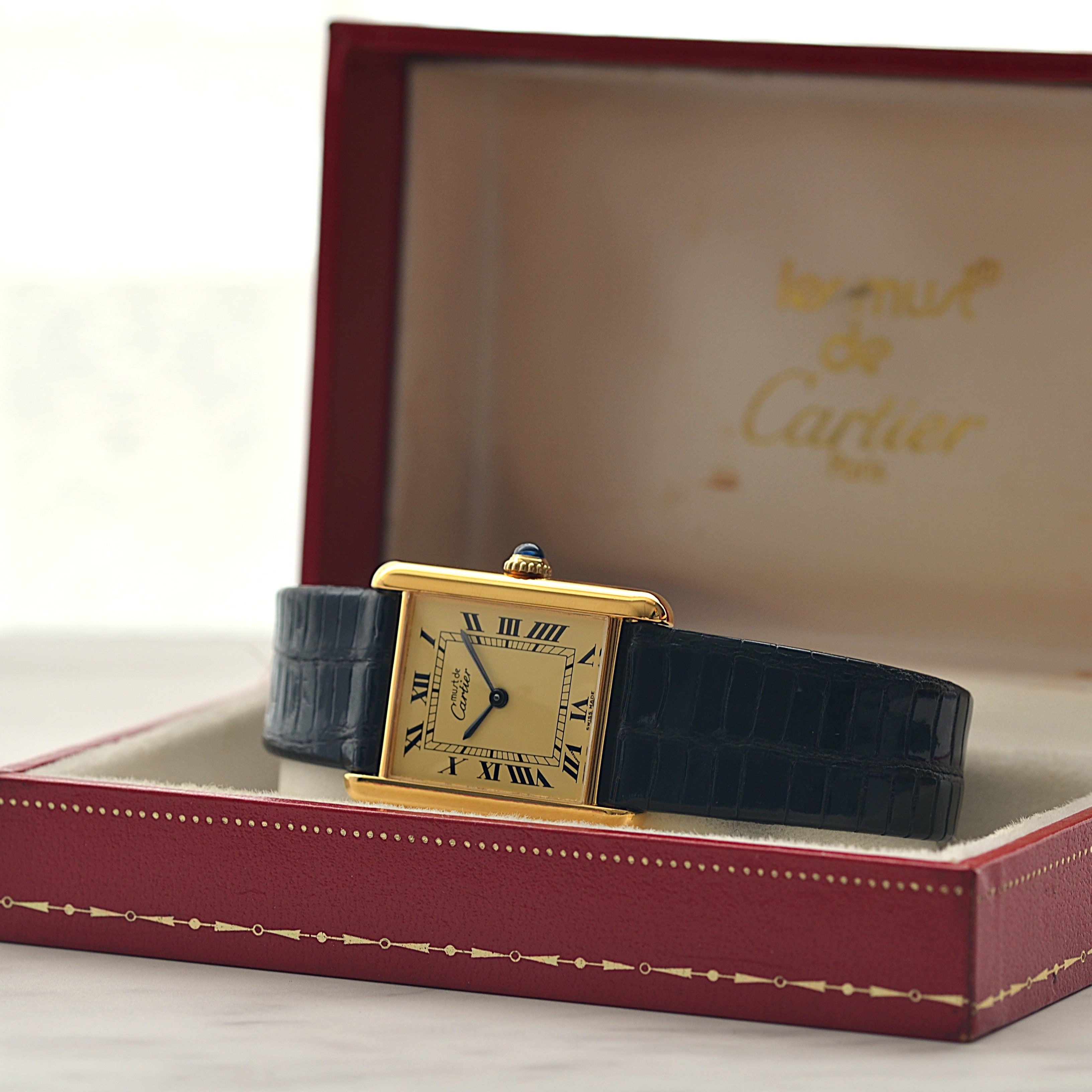【Cartier】Cartier Must Tank LM Ivory Roman Dial Hand-Wound SWISS MADE Engraved, Full Set