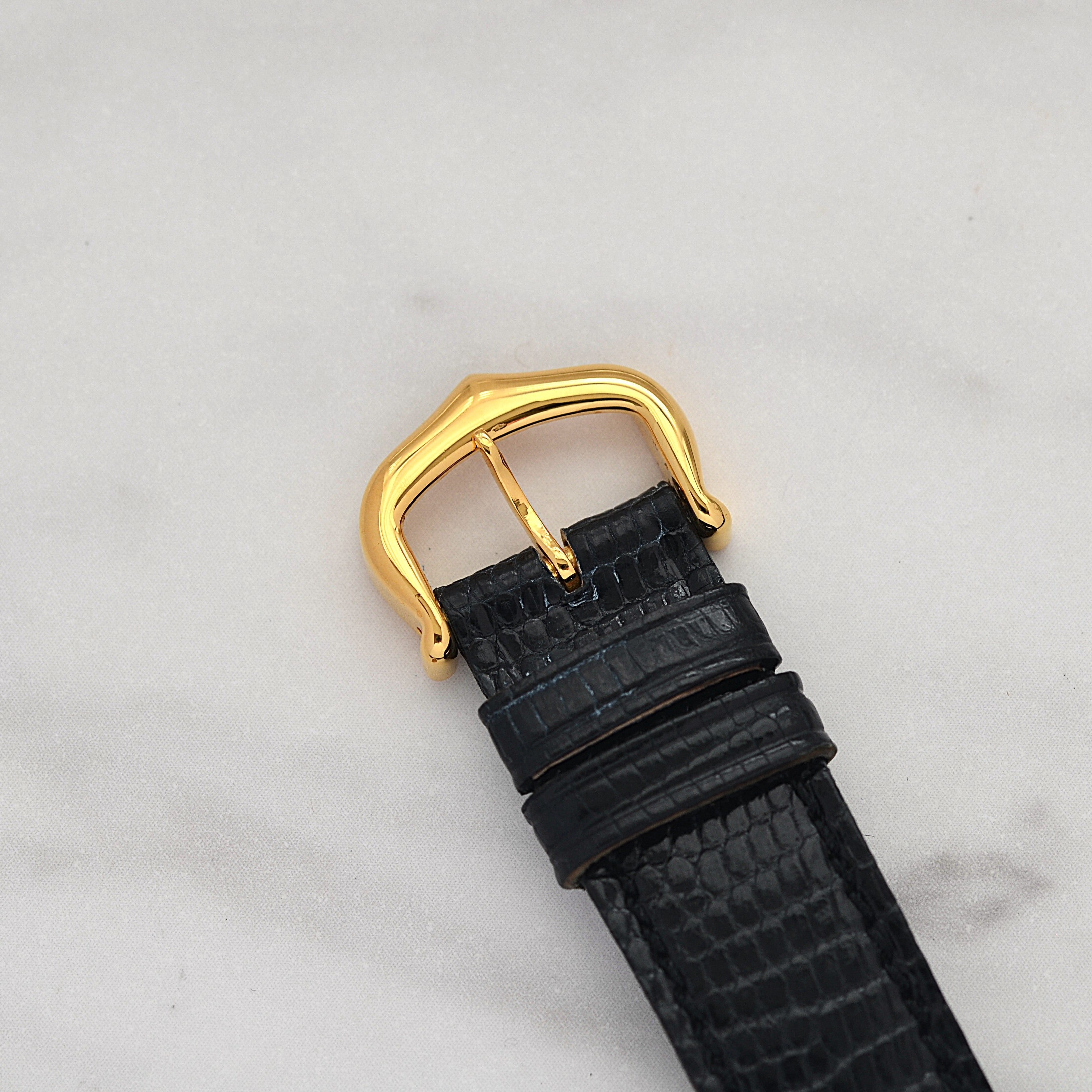 【Cartier】Cartier Must Tank SM Black Roman Manual Wind with Perpetual Warranty, Cartier Complete Service Completed