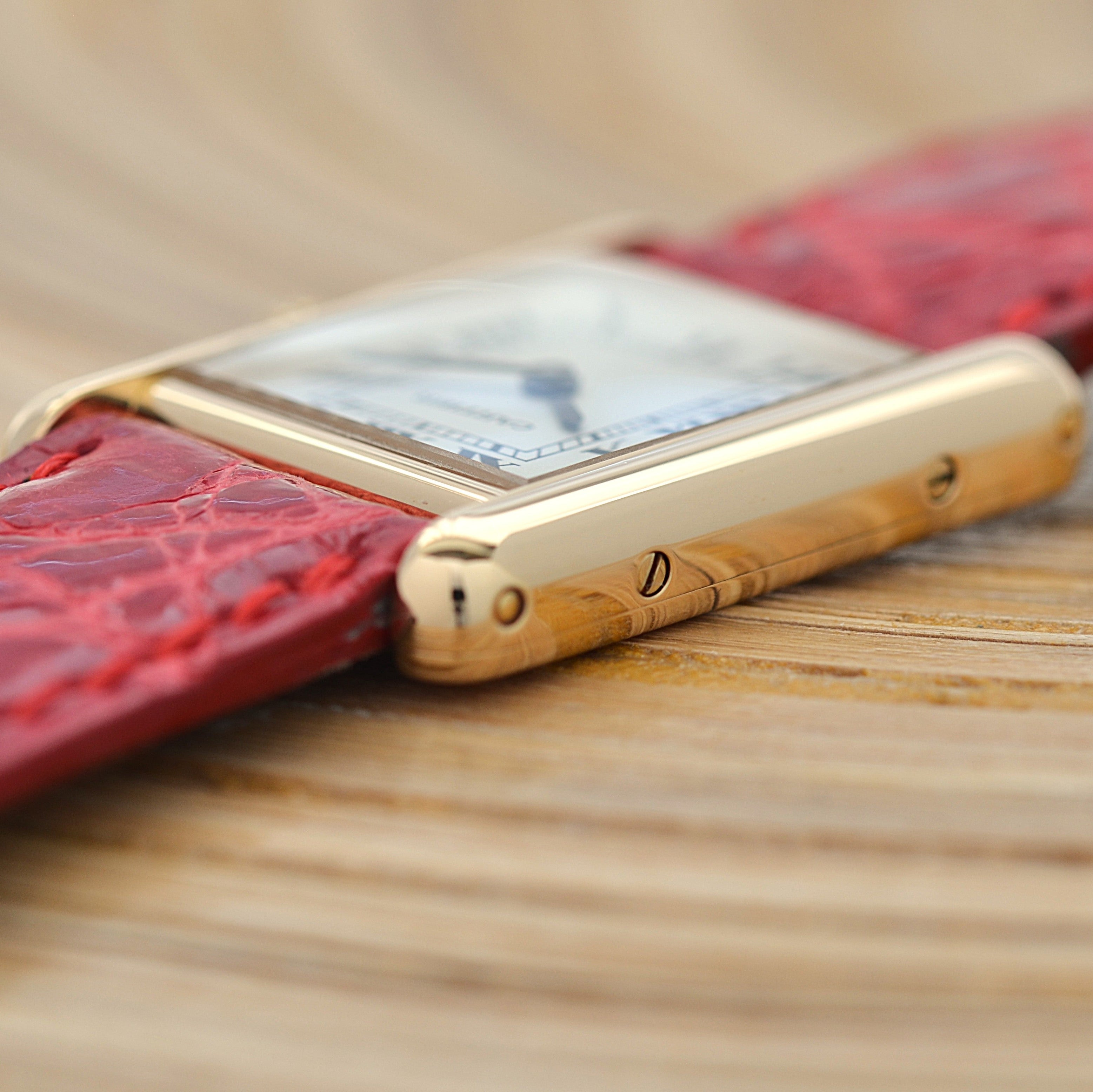 【Cartier】カルティエ タンクルイカルティエ SM 18KYG 付属品完備 カルティエコンプリートサービス済み