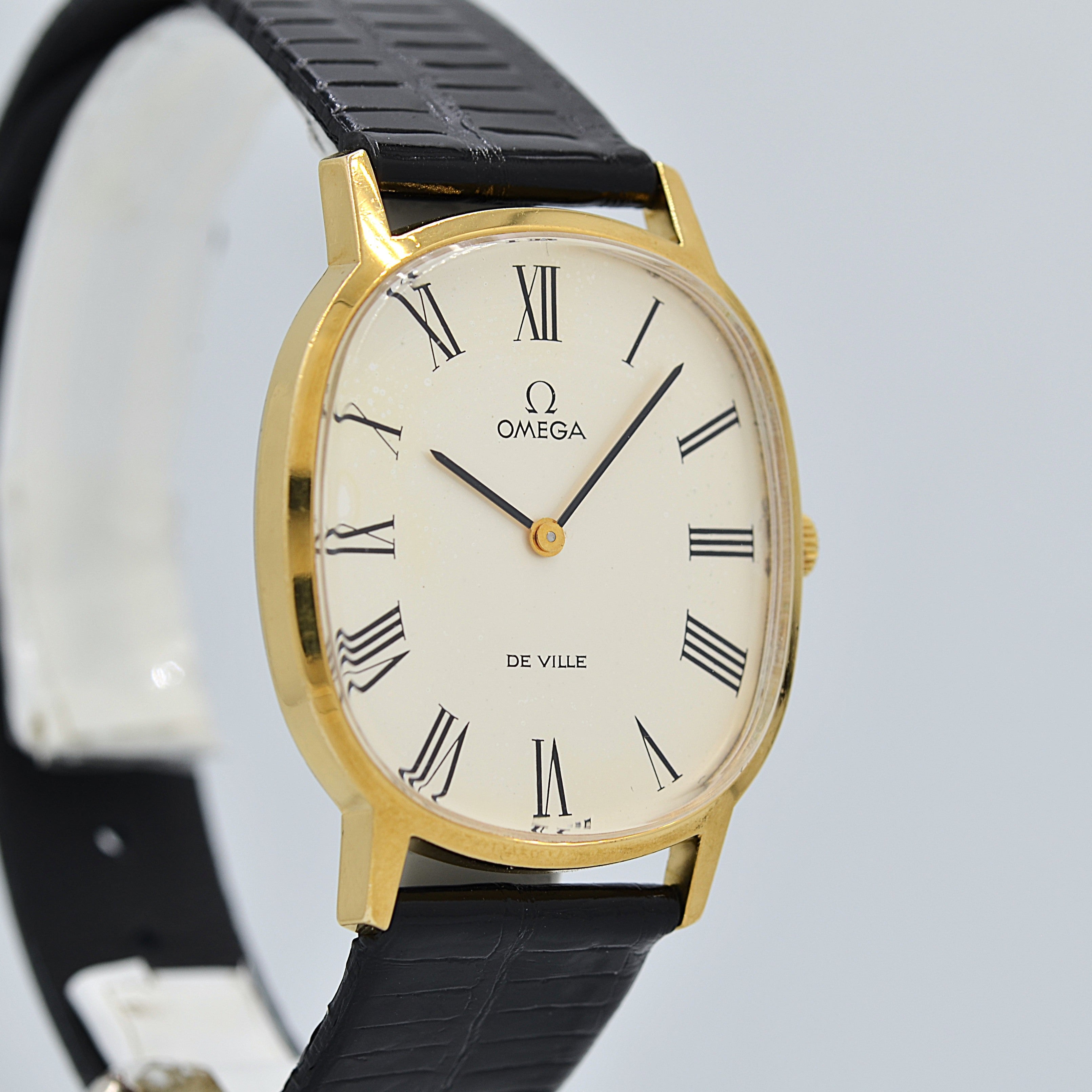 【OMEGA】Omega De Ville GP Oval Silver Roman with original buckle