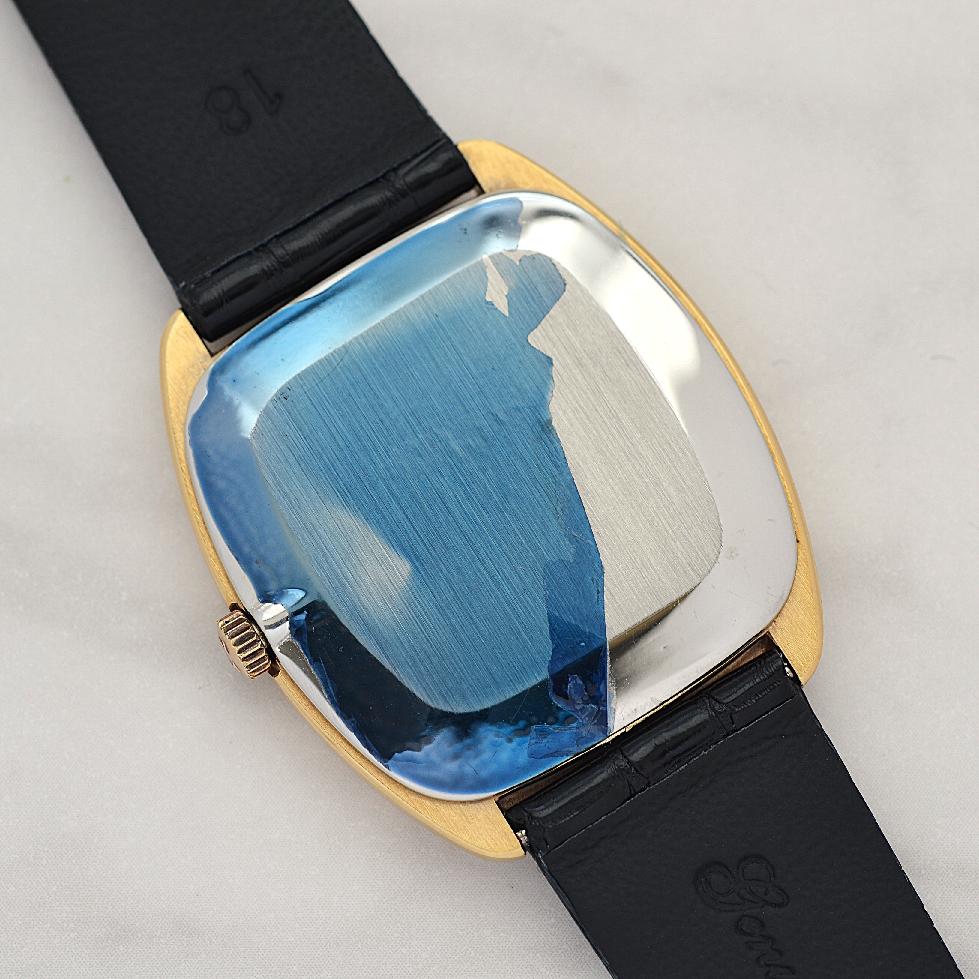 【OMEGA】オメガ デヴィル GP テレビスクリーンケース Gold 純正尾錠付き デッドストック