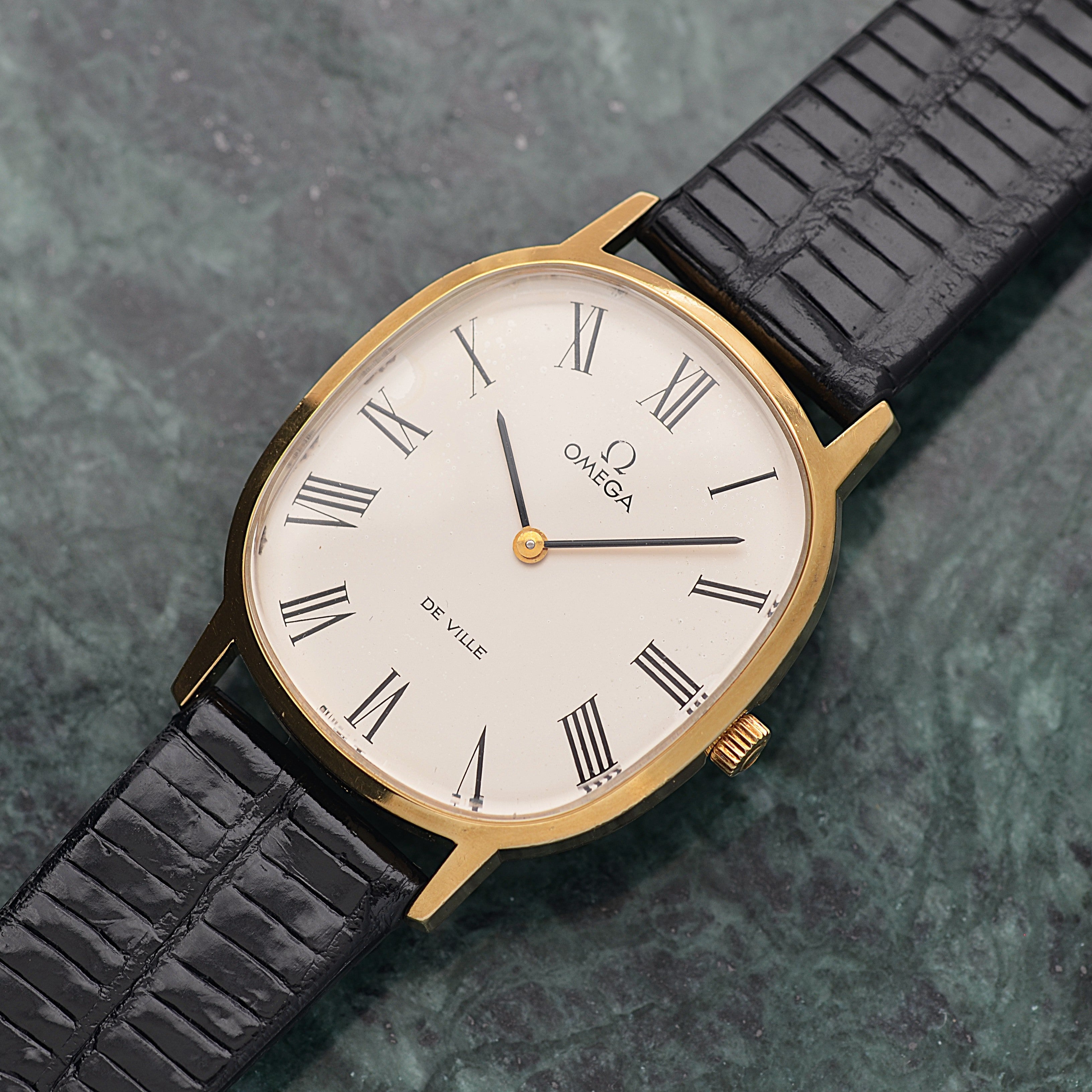 【OMEGA】Omega De Ville GP Oval Silver Roman with original buckle