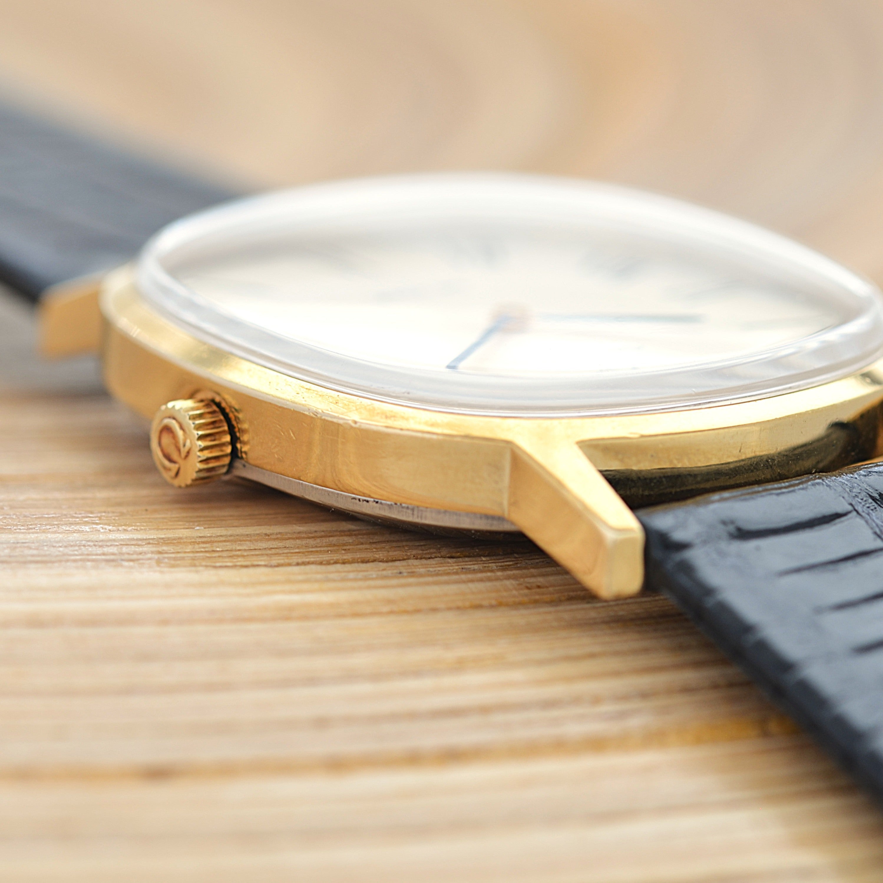 【OMEGA】Omega De Ville GP Oval Silver Roman with original buckle