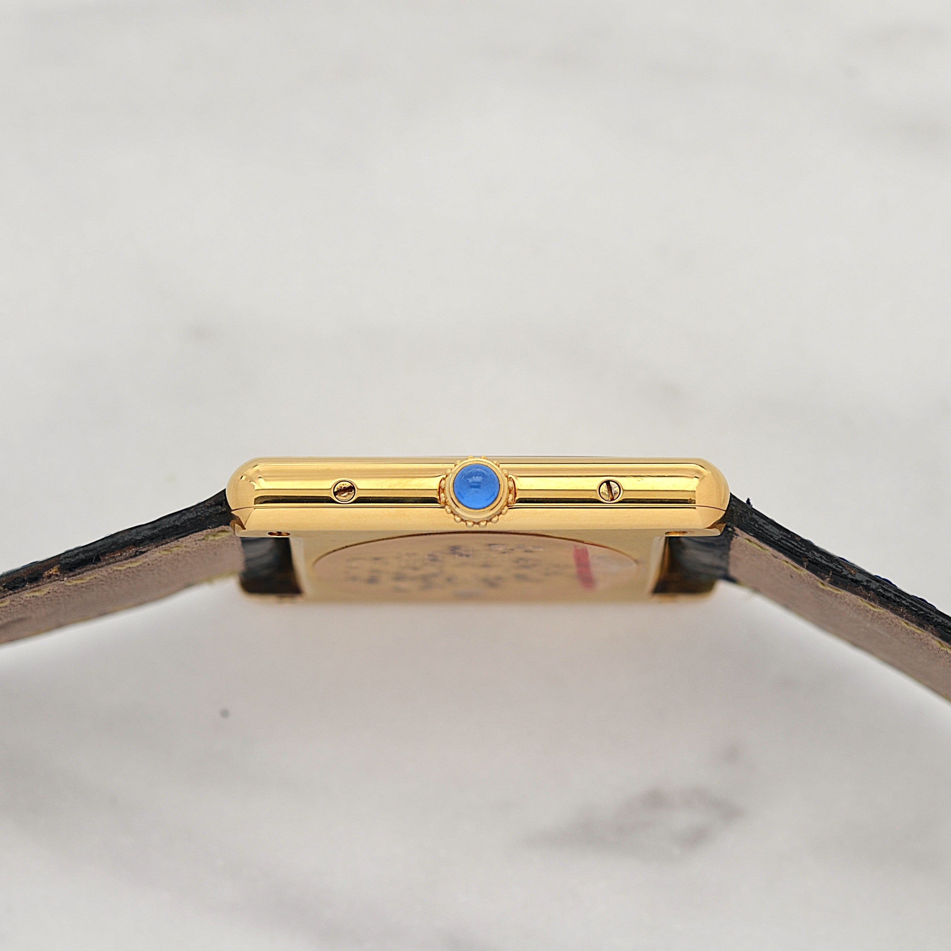 【Cartier】Cartier Must Tank LM Opalin with Original Deployment Buckle, New old stock