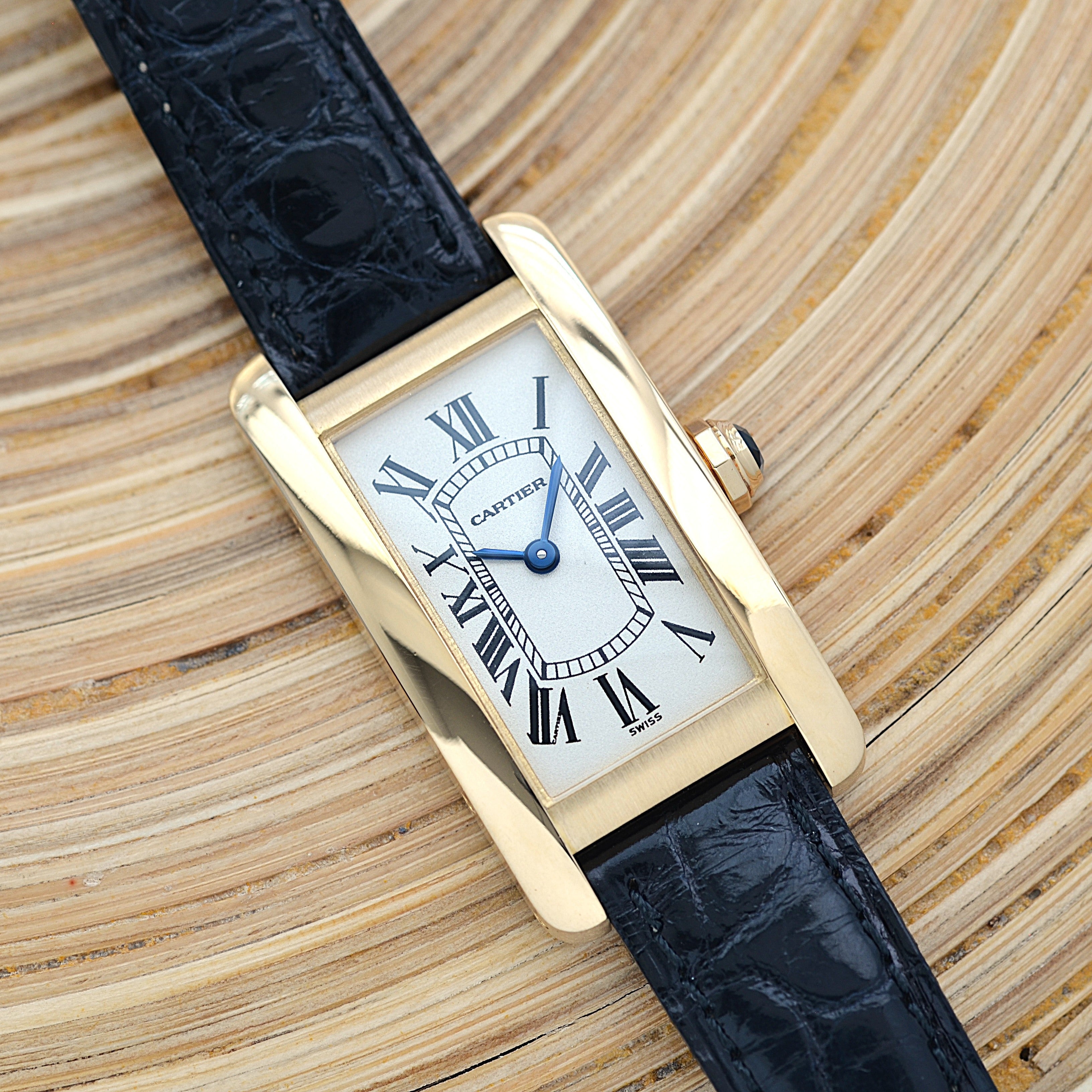 【Cartier】カルティエ タンクアメリカン SM 18KYG 付属品完備 デッドストック カルティエコンプリートサービス済み
