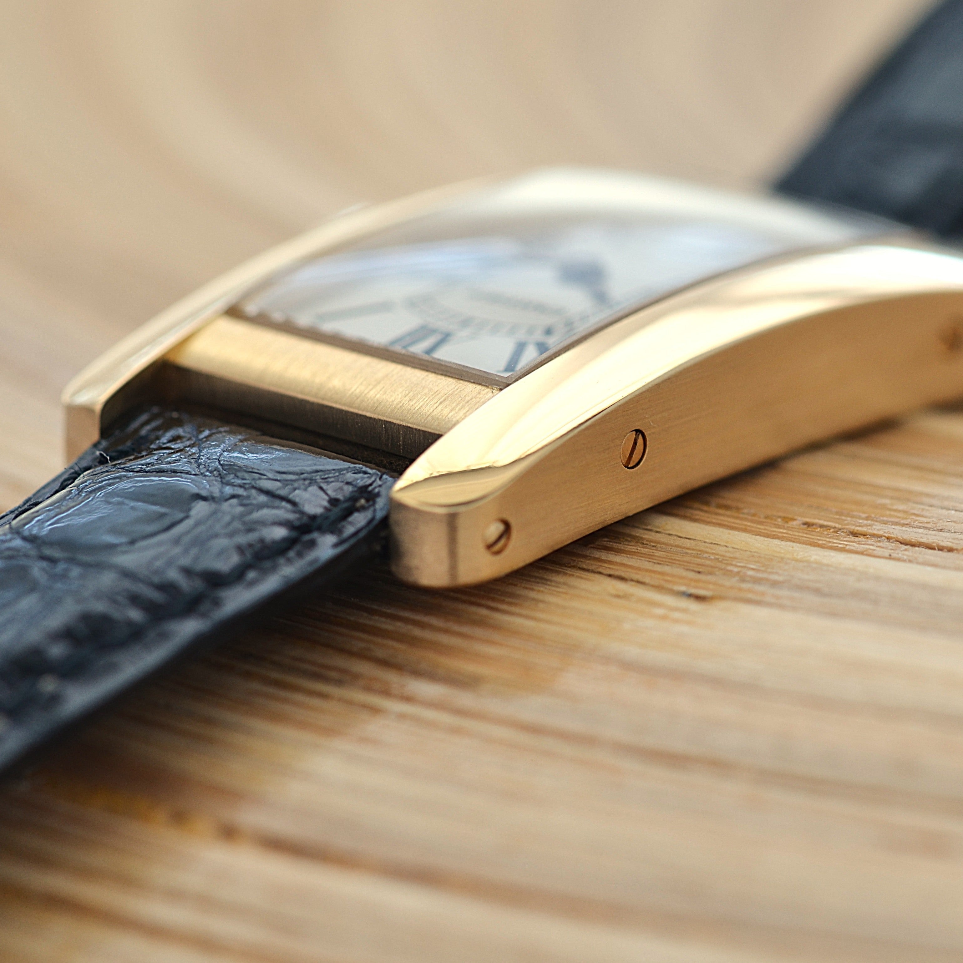 【Cartier】カルティエ タンクアメリカン SM 18KYG 付属品完備 デッドストック カルティエコンプリートサービス済み
