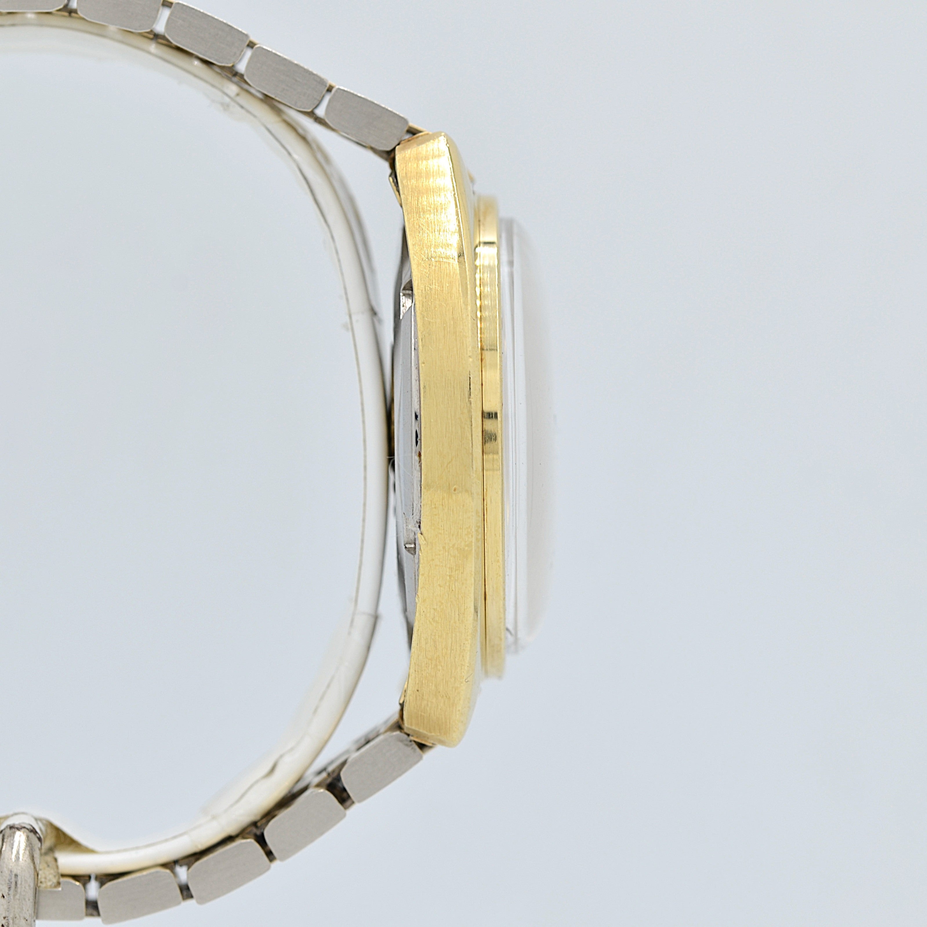 【OMEGA】オメガ コンステレーションデイト Cライン Gold bark dial