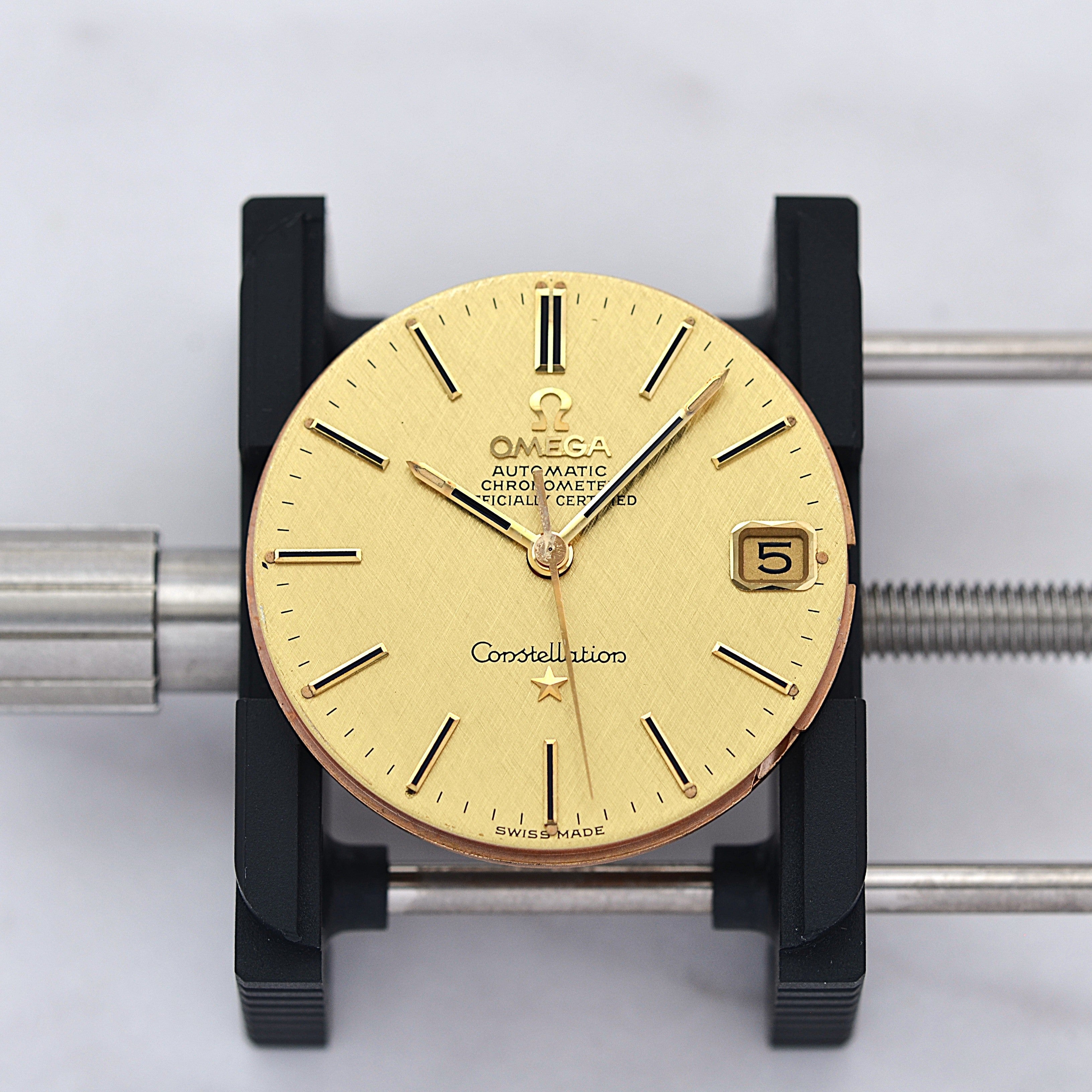 【OMEGA】オメガ コンステレーションデイト Cライン Gold bark dial