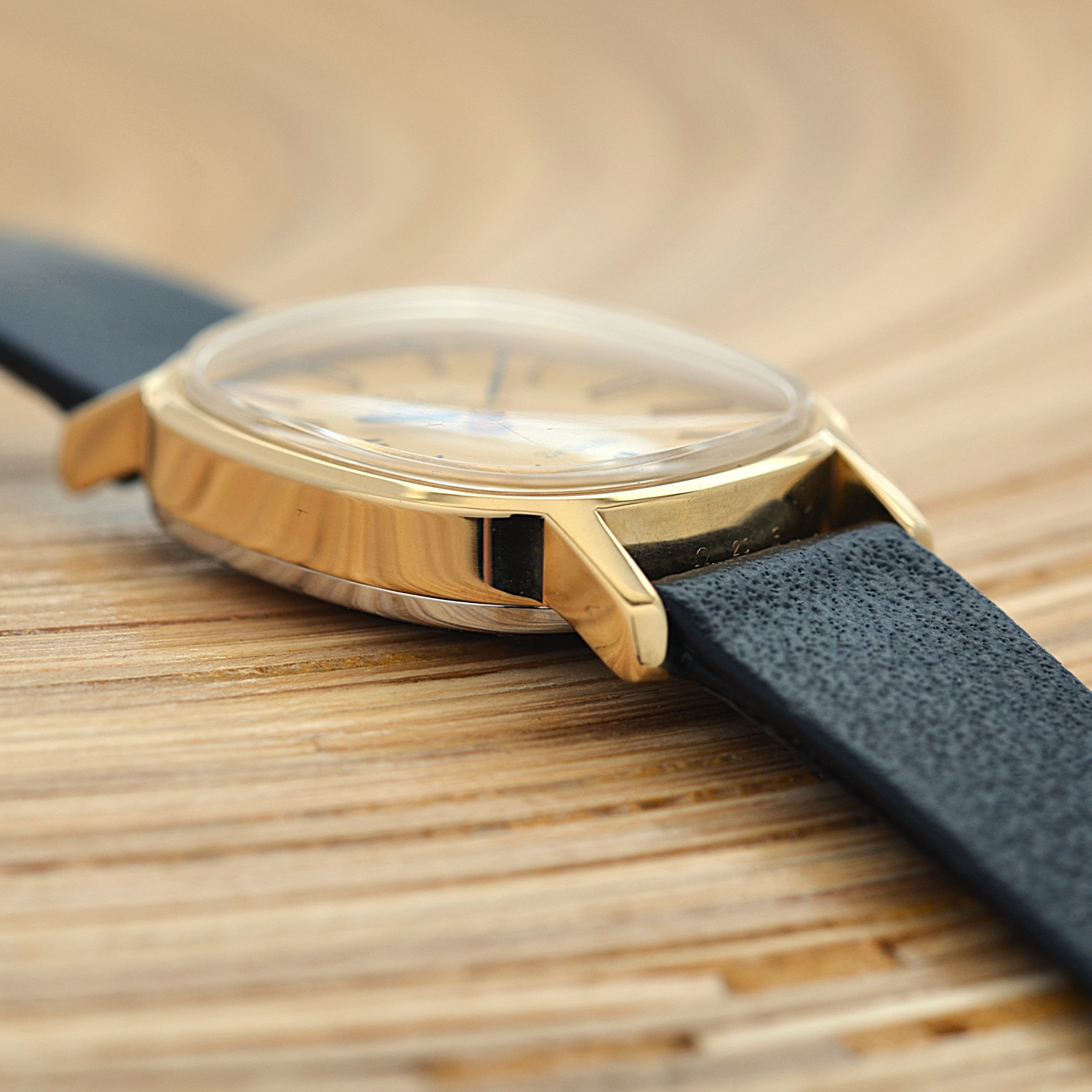 【OMEGA】オメガ デヴィル GP オーバル Gold 純正尾錠付き デッドストック