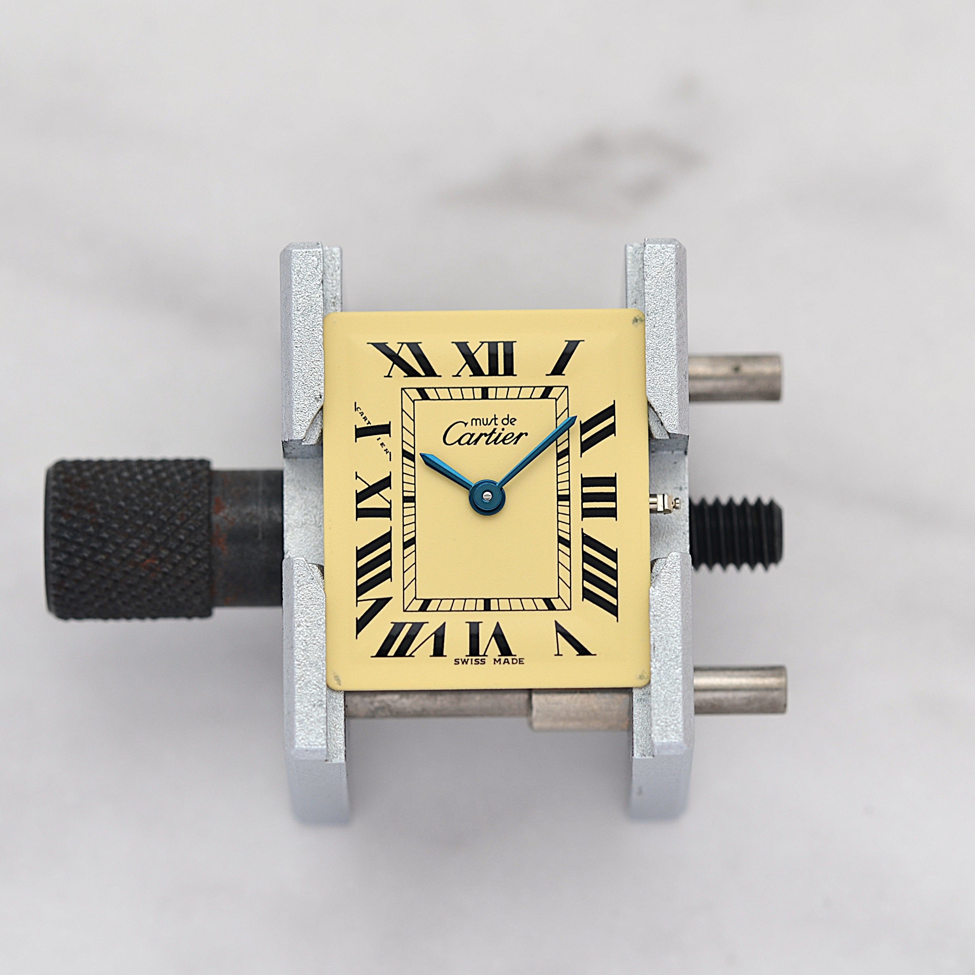 【Cartier】Cartier Must Tank SM, late model, ivory Roman numerals, complete with accessories