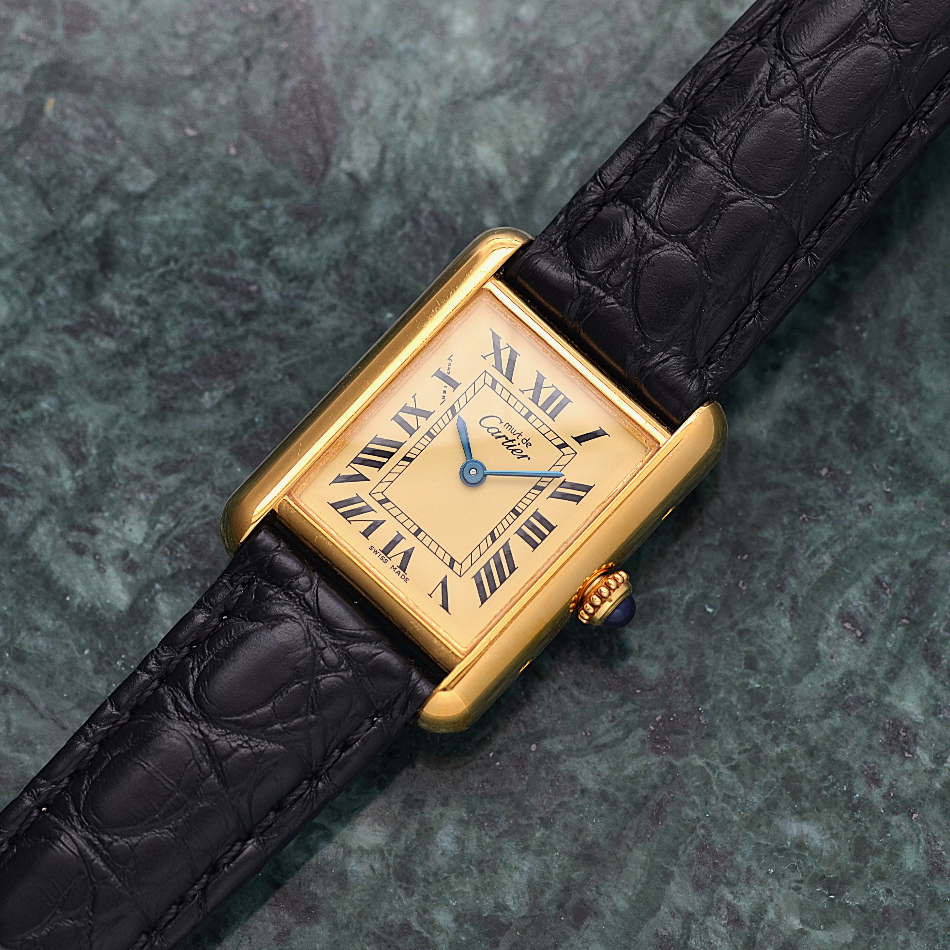 【Cartier】Cartier Must Tank SM, late model, ivory Roman numerals, complete with accessories