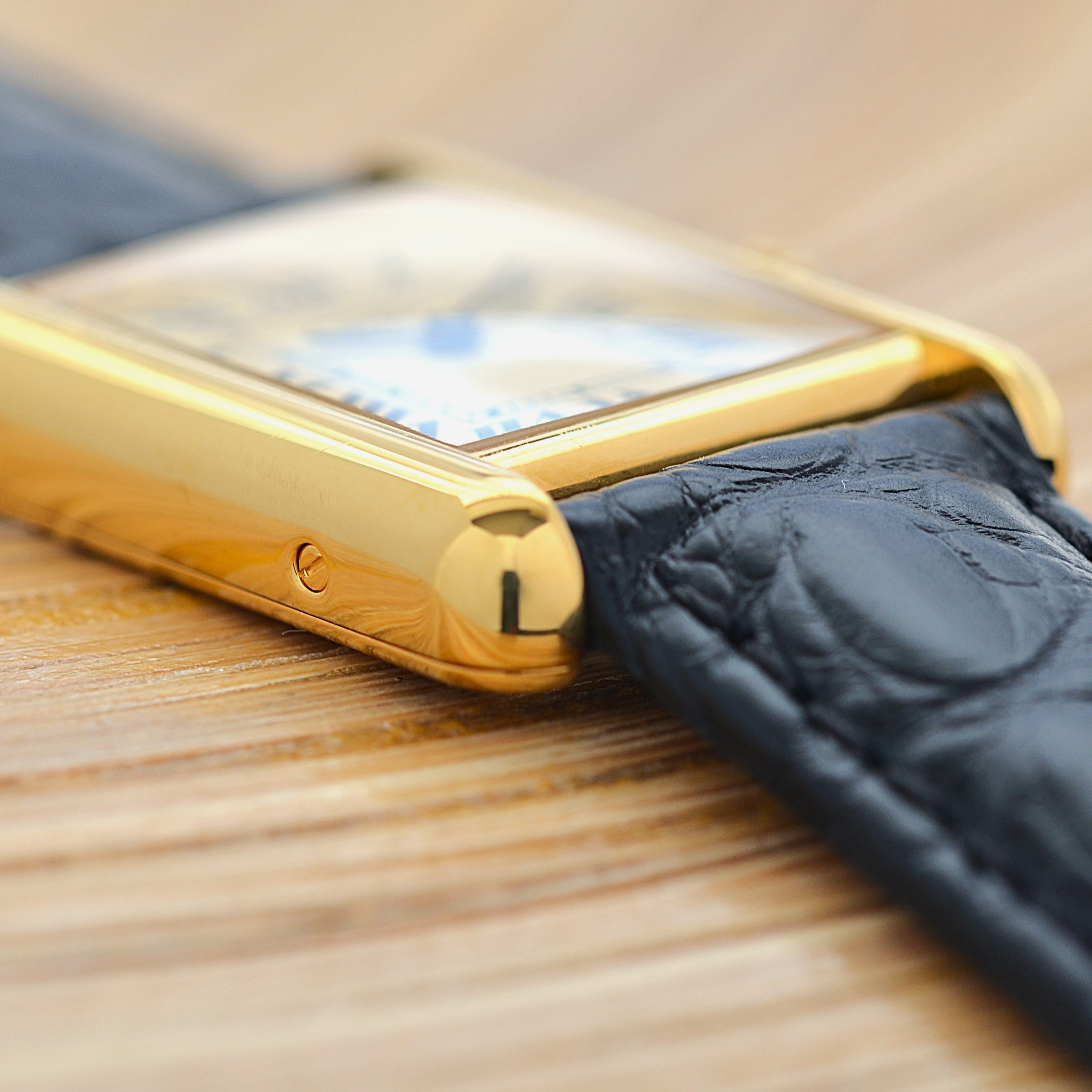 【Cartier】Cartier Must Tank SM, late model, ivory Roman numerals, complete with accessories