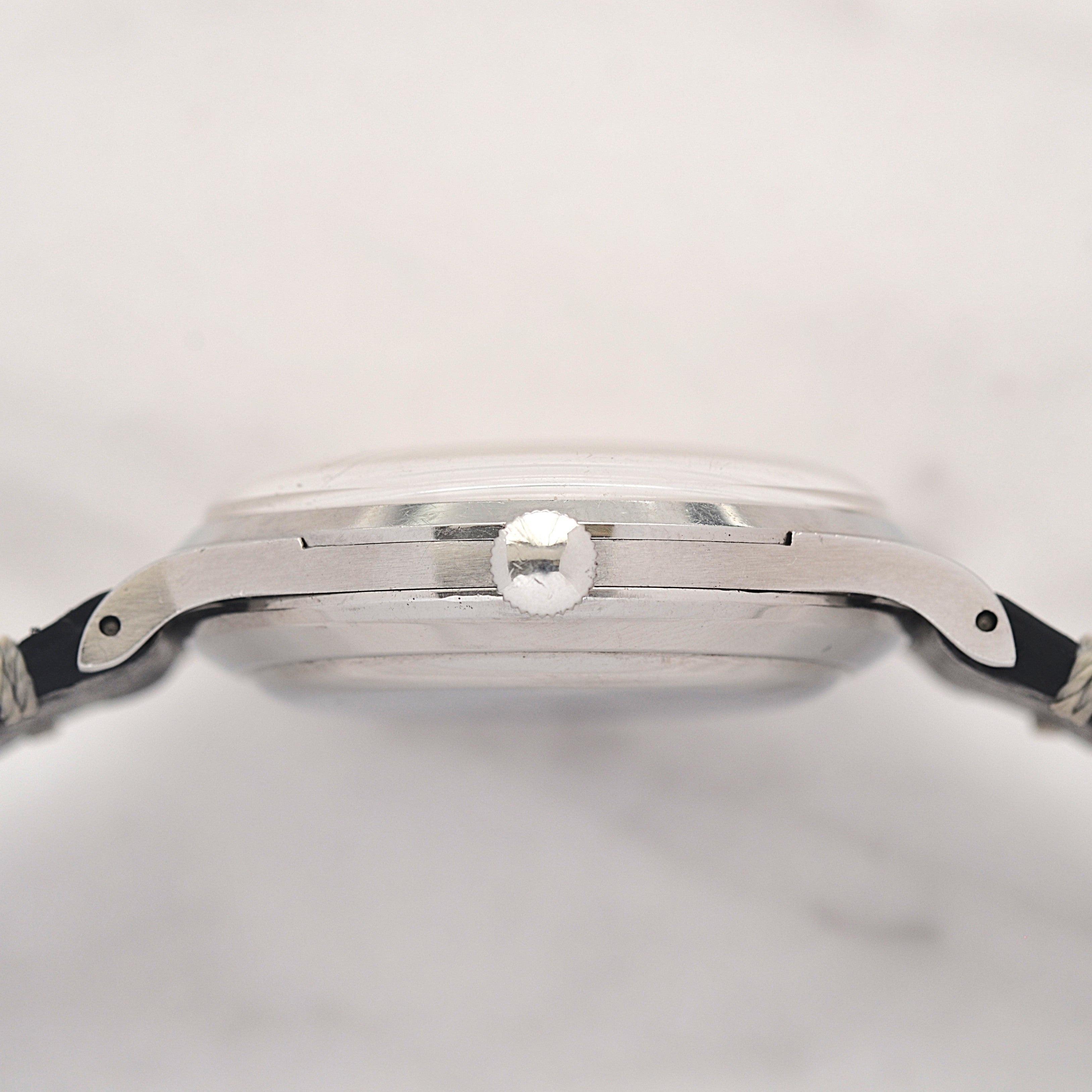 【IWC】アイダブリューシー シャフハウゼン SS Cal.852 1956年製