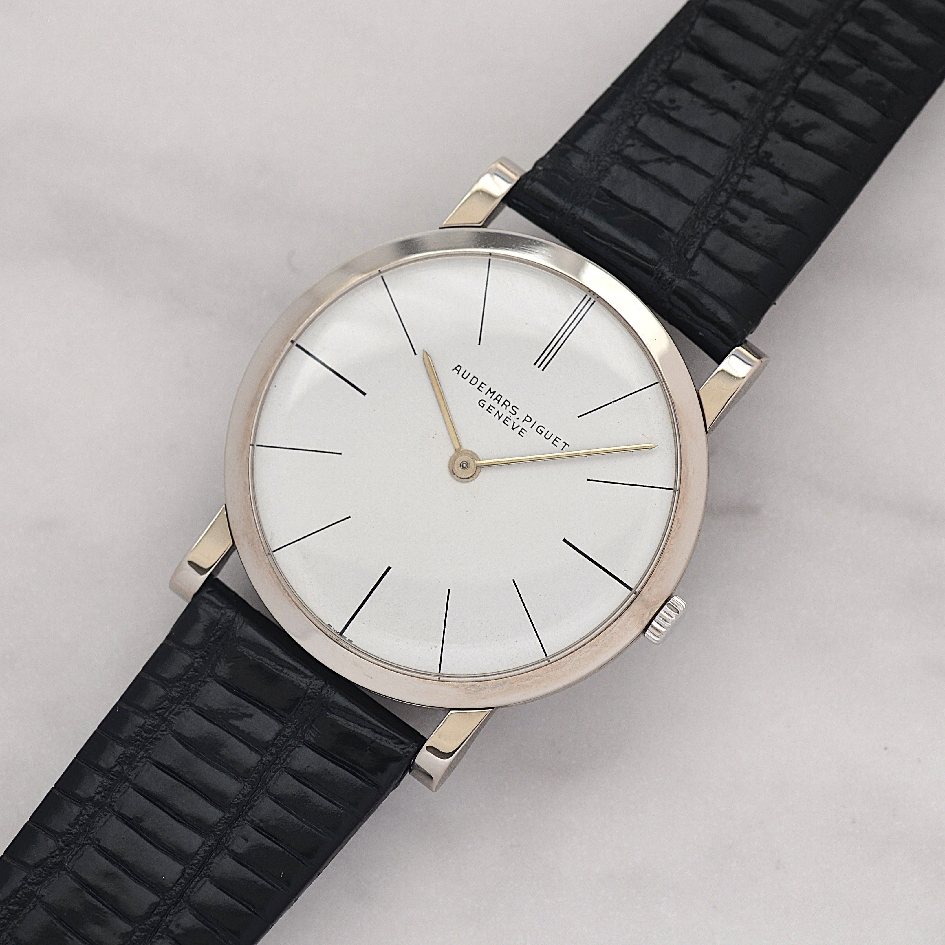 【AUDEMARS PIGUET】オーデマピゲ ラウンドモデル 18KWG 純正18KWGバックル 純正ボックス付き
