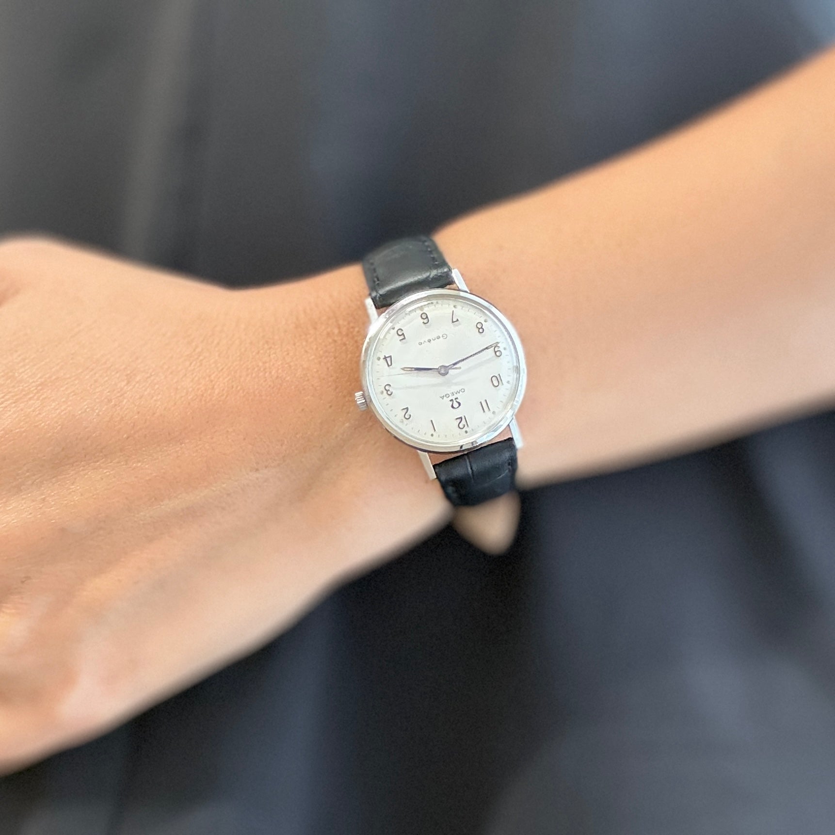 【OMEGA】オメガ ジュネーヴ SS ボーイズサイズ 全数字アップライトアラビアインデックス 純正尾錠付き