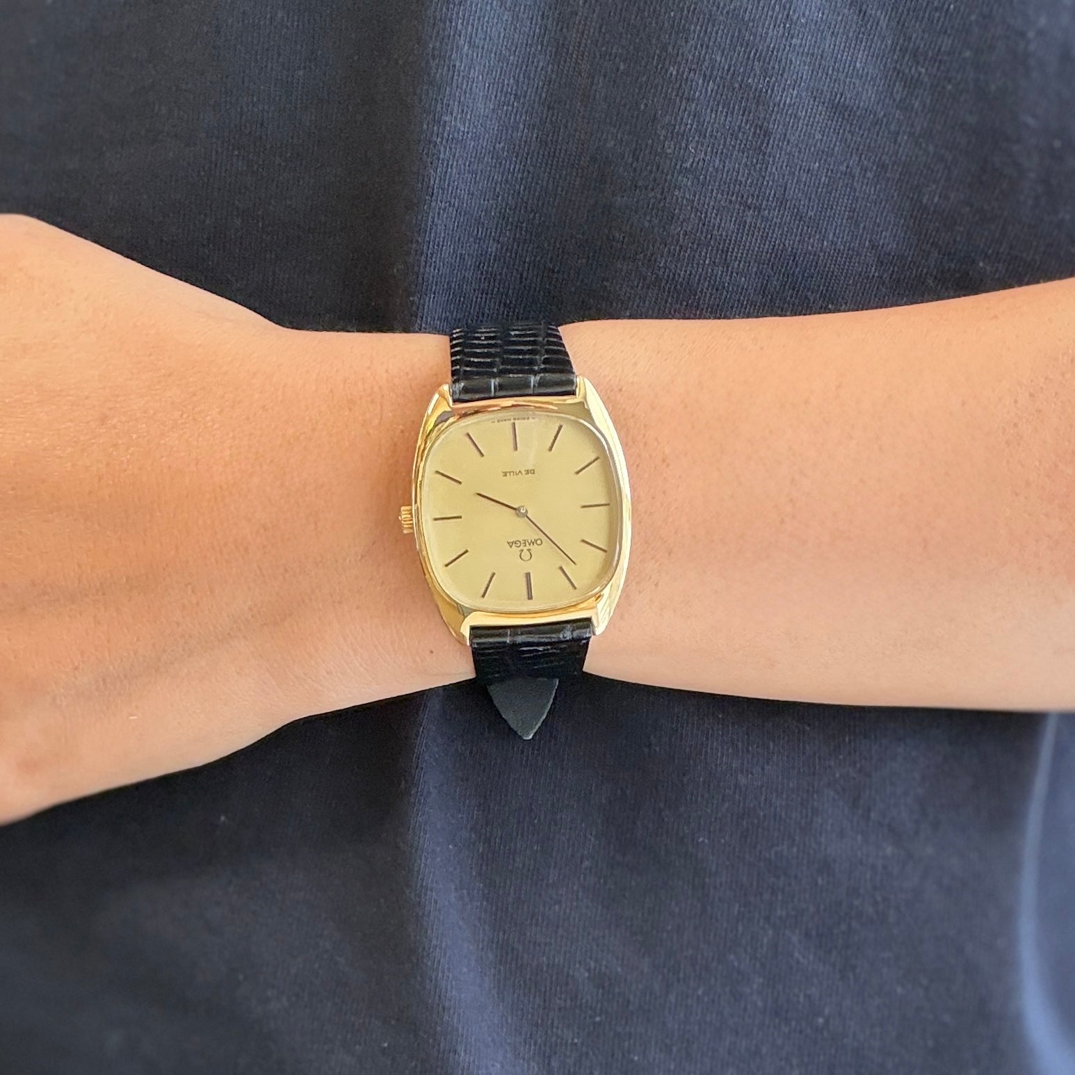 [OMEGA] Omega DeVille GP Cushion Case with Original Gold Buckle, New old stock