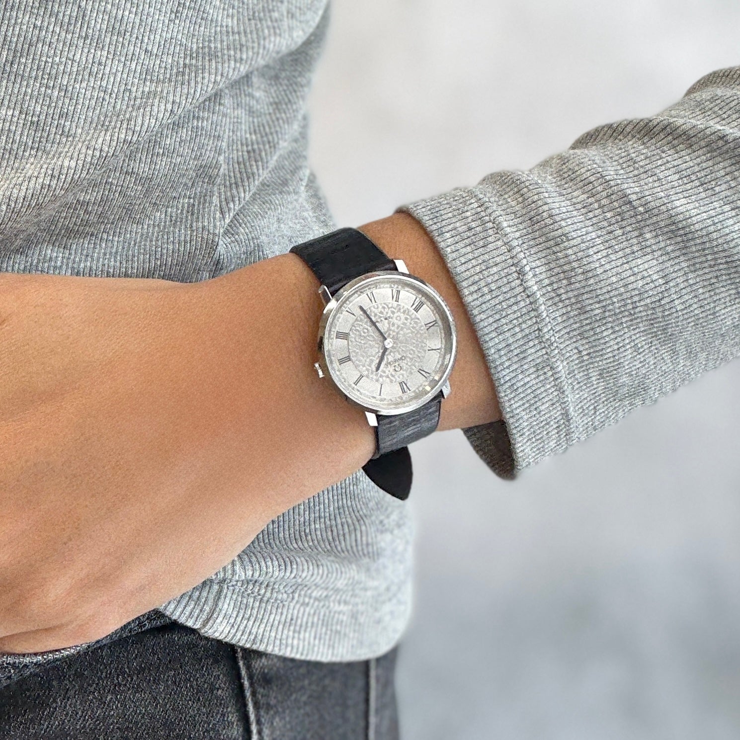 【OMEGA】オメガ デヴィル SS ラウンド フラワーダイヤル 純正尾錠付き