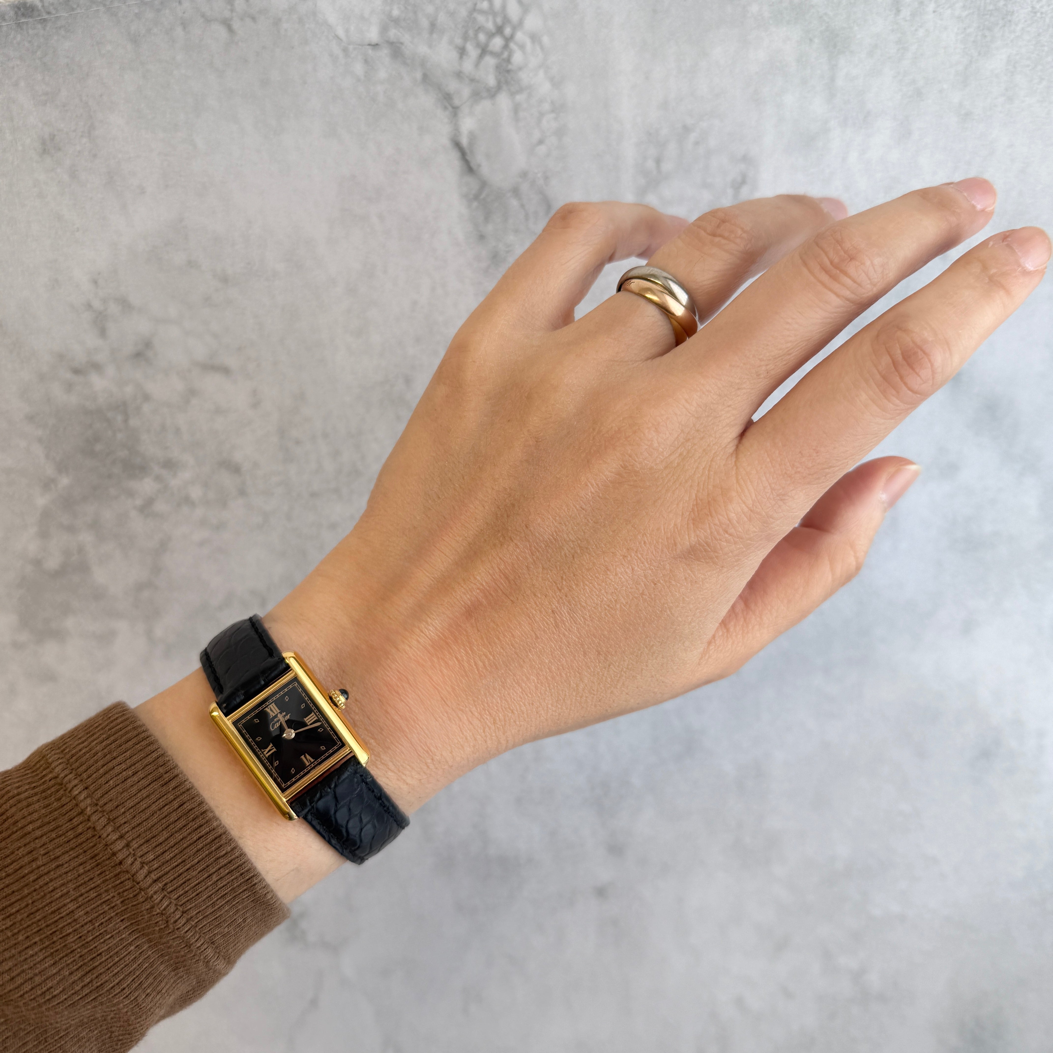 【Cartier】Cartier Must Tank SM Black 4 Roman Numerals with Original D-Buckle, Cartier Complete Service Performed