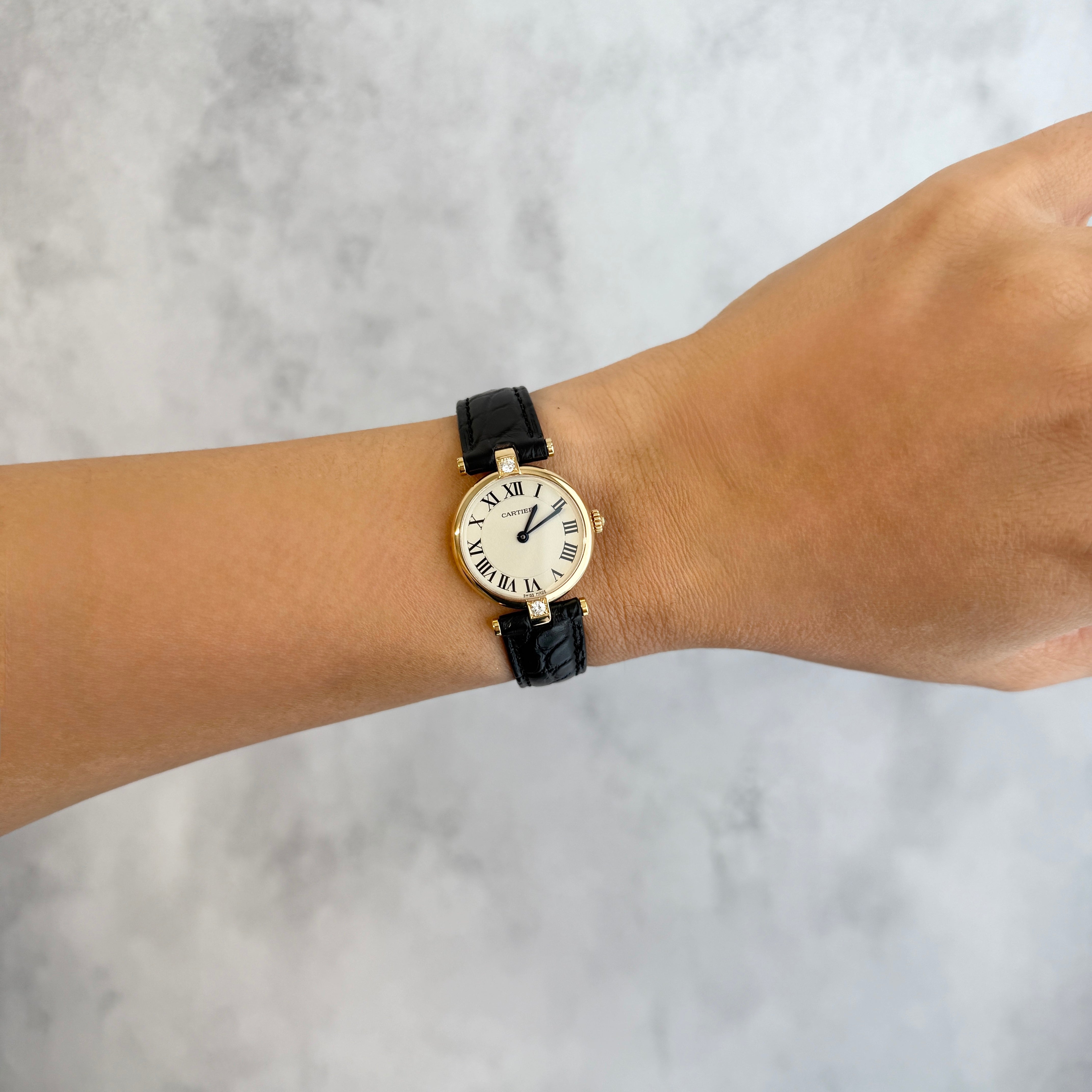 [Cartier] Cartier Vendome SM 18KYG 3P Diamonds with genuine 18KYG buckle Complete Cartier service completed