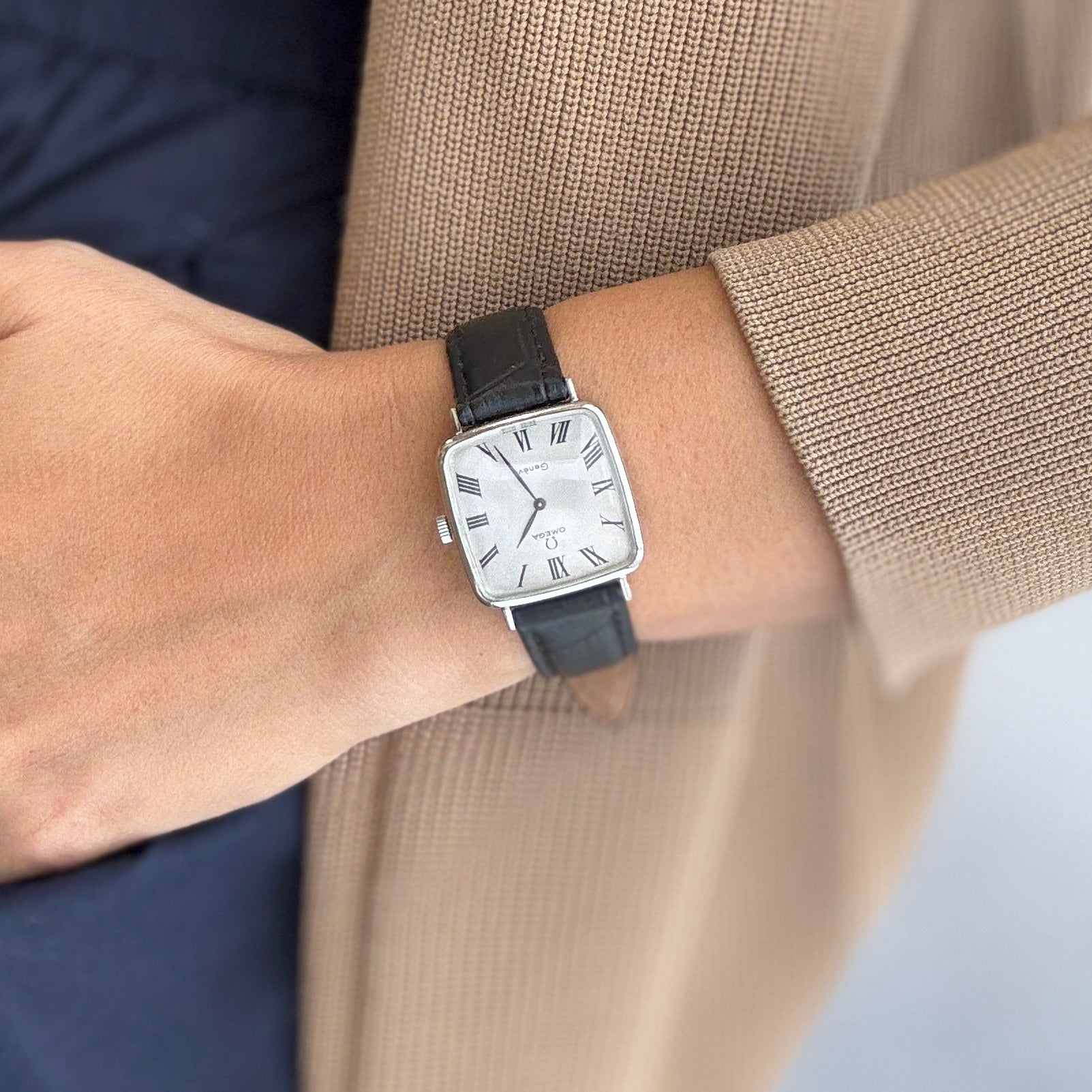 [Omega] 歐米茄日內瓦 WGP 方形銀色男士尺寸附正品扣