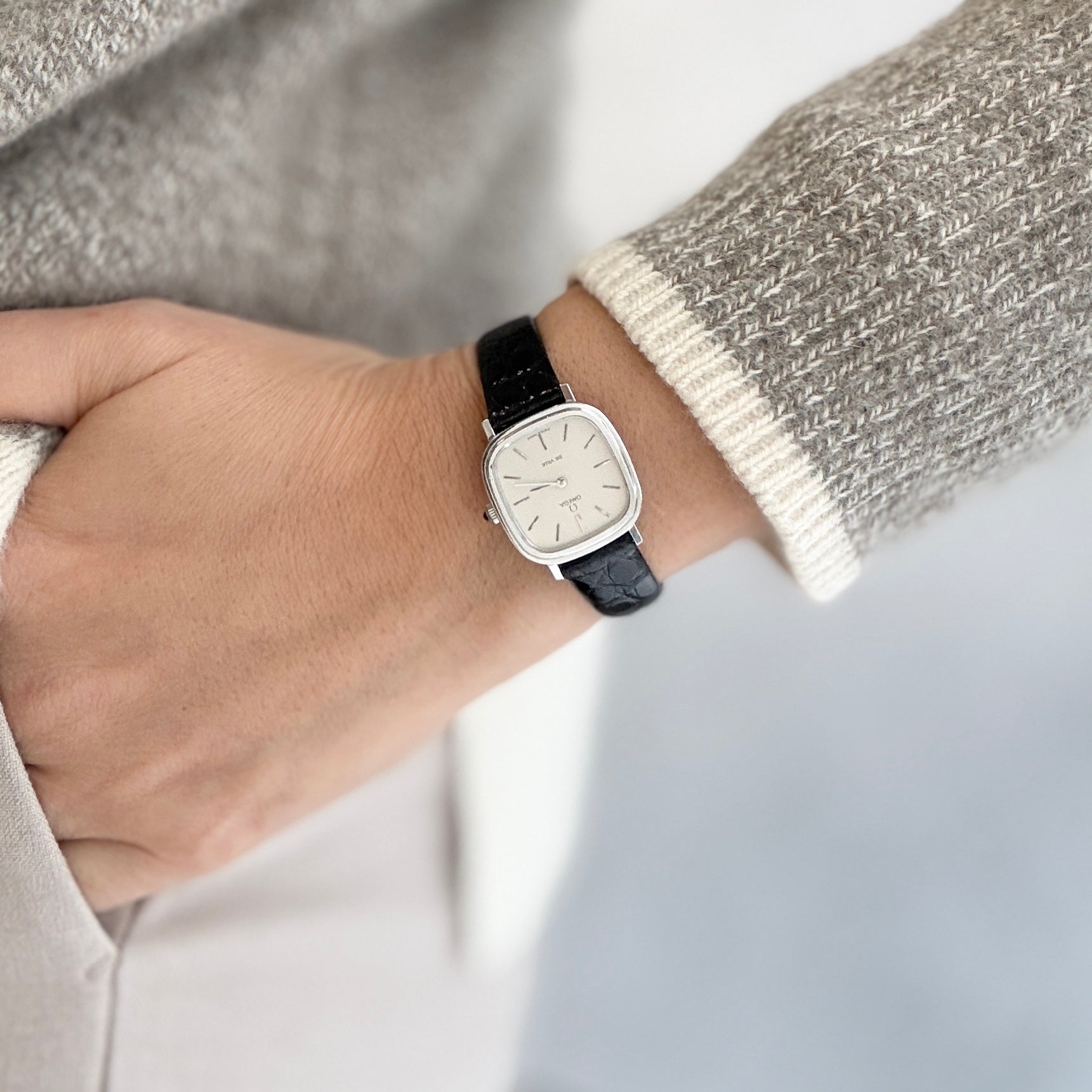 [OMEGA] Omega De Ville WGP Square Silver Deadstock with Genuine Buckle