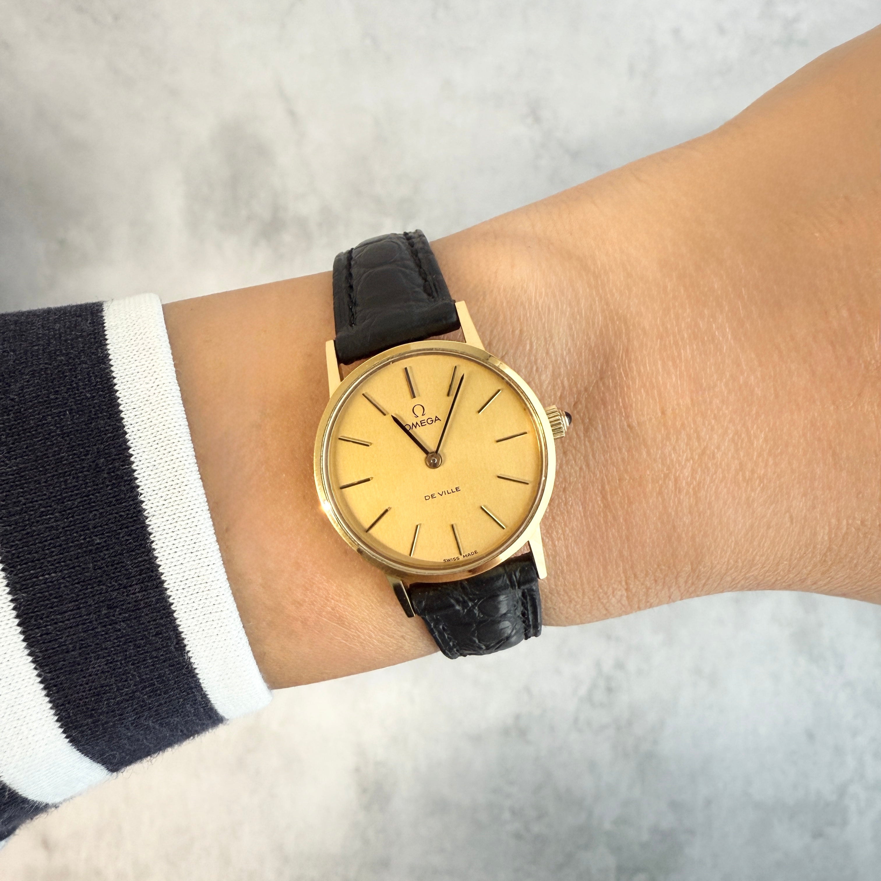 [OMEGA] Omega De Ville GP Round Gold Deadstock with original box