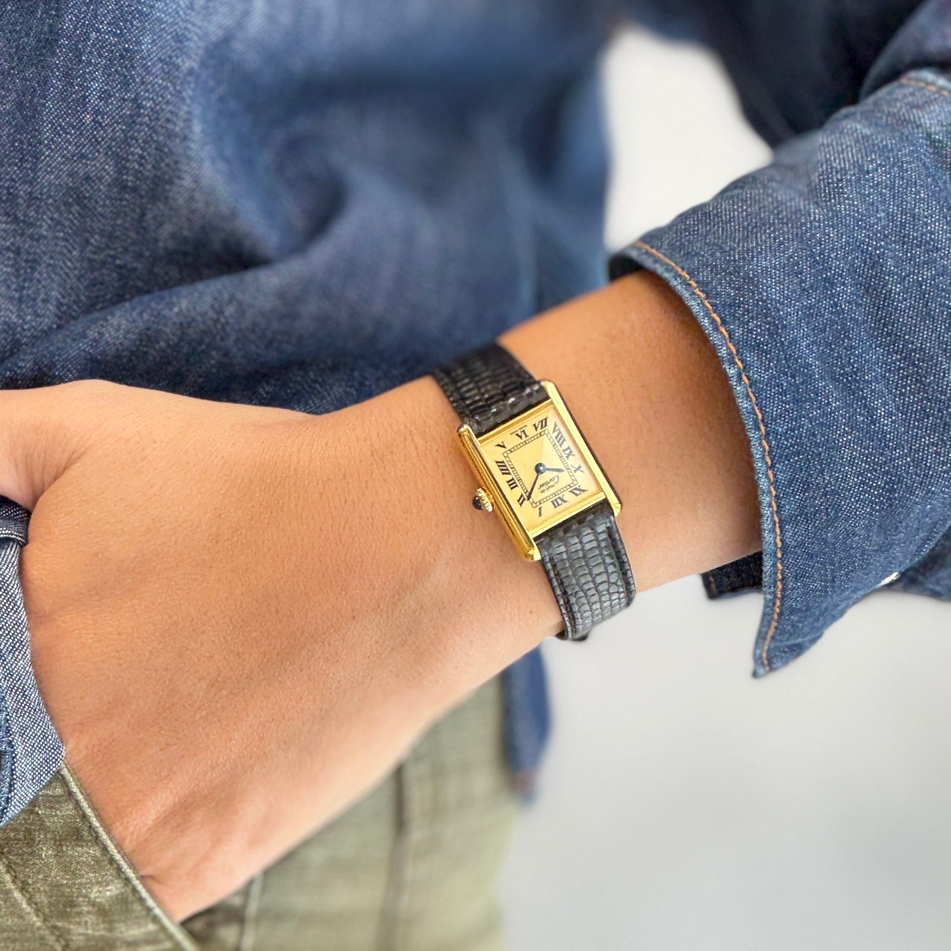 [Cartier] Cartier Must Tank SM Ivory Roman Manual Winding with Lifetime Warranty