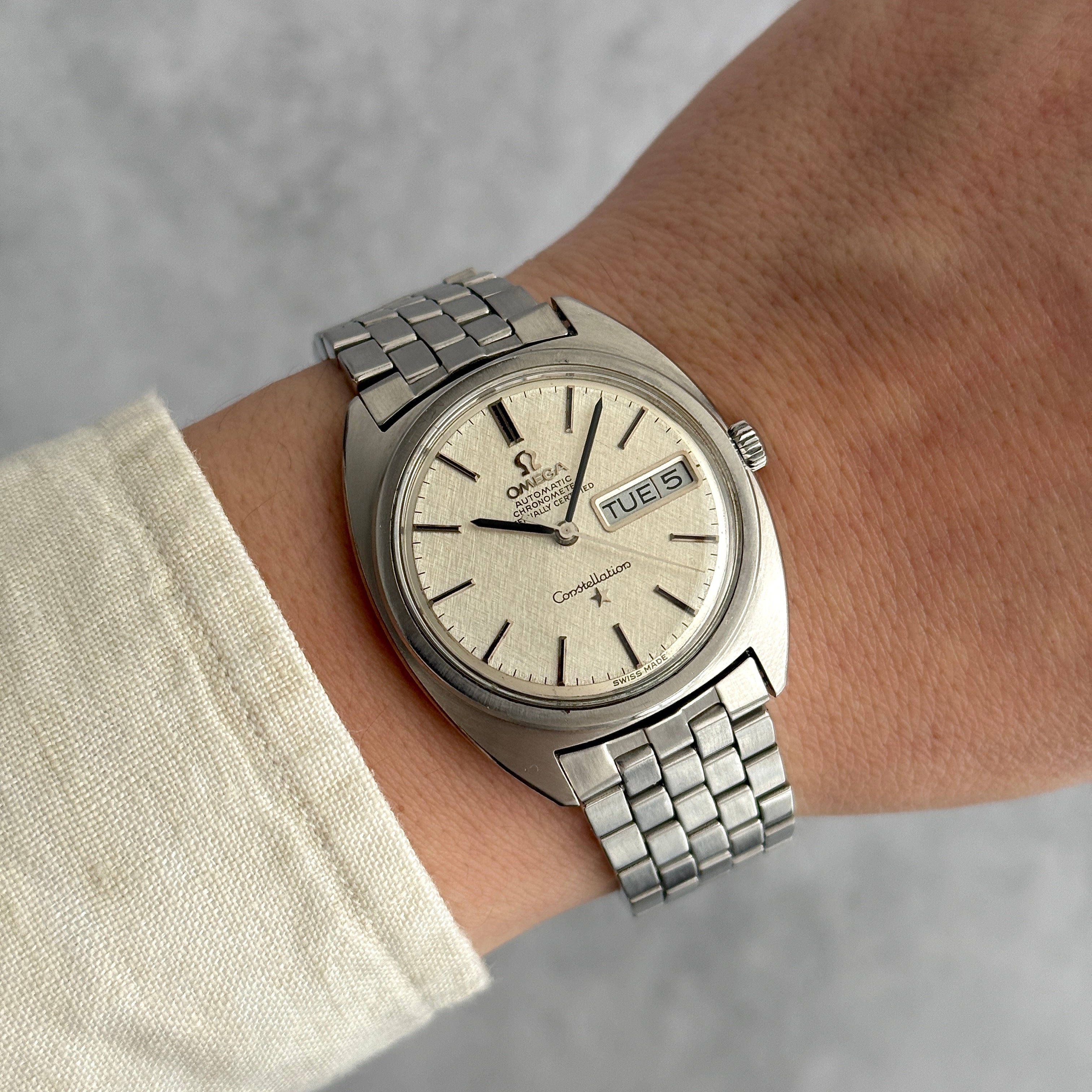【OMEGA】オメガ コンステレーションデイデイト Cライン Silver bark dial