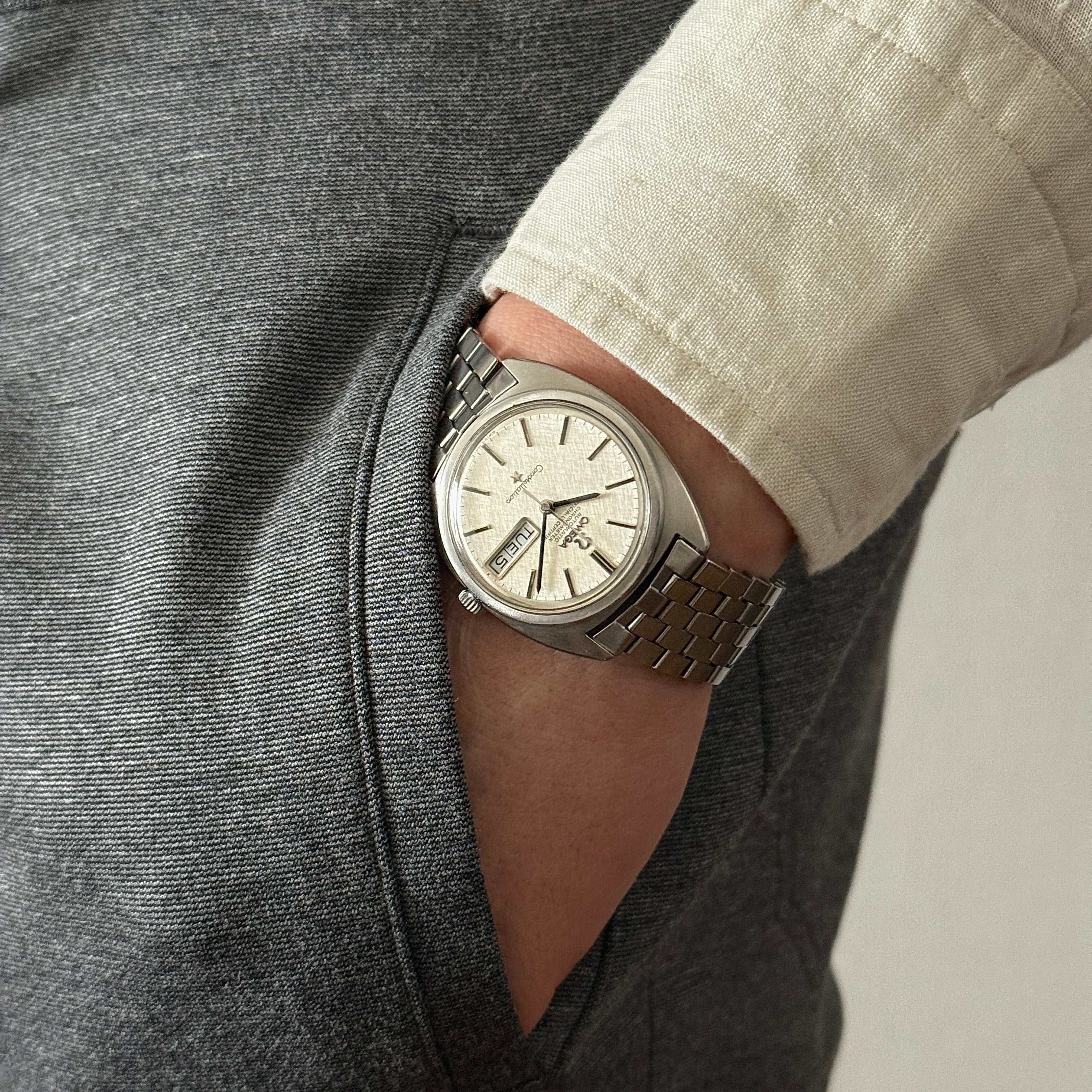 【OMEGA】オメガ コンステレーションデイデイト Cライン Silver bark dial