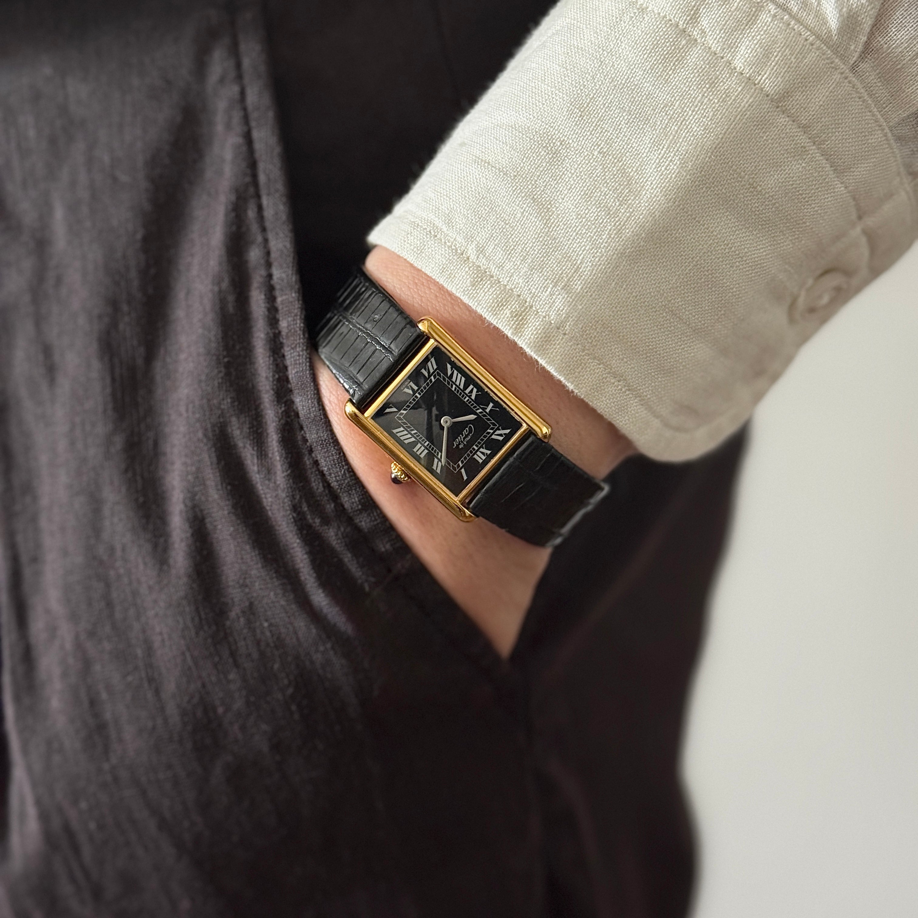 [Cartier] Cartier Must Tank LM Black Roman Manual Winding with Genuine Buckle