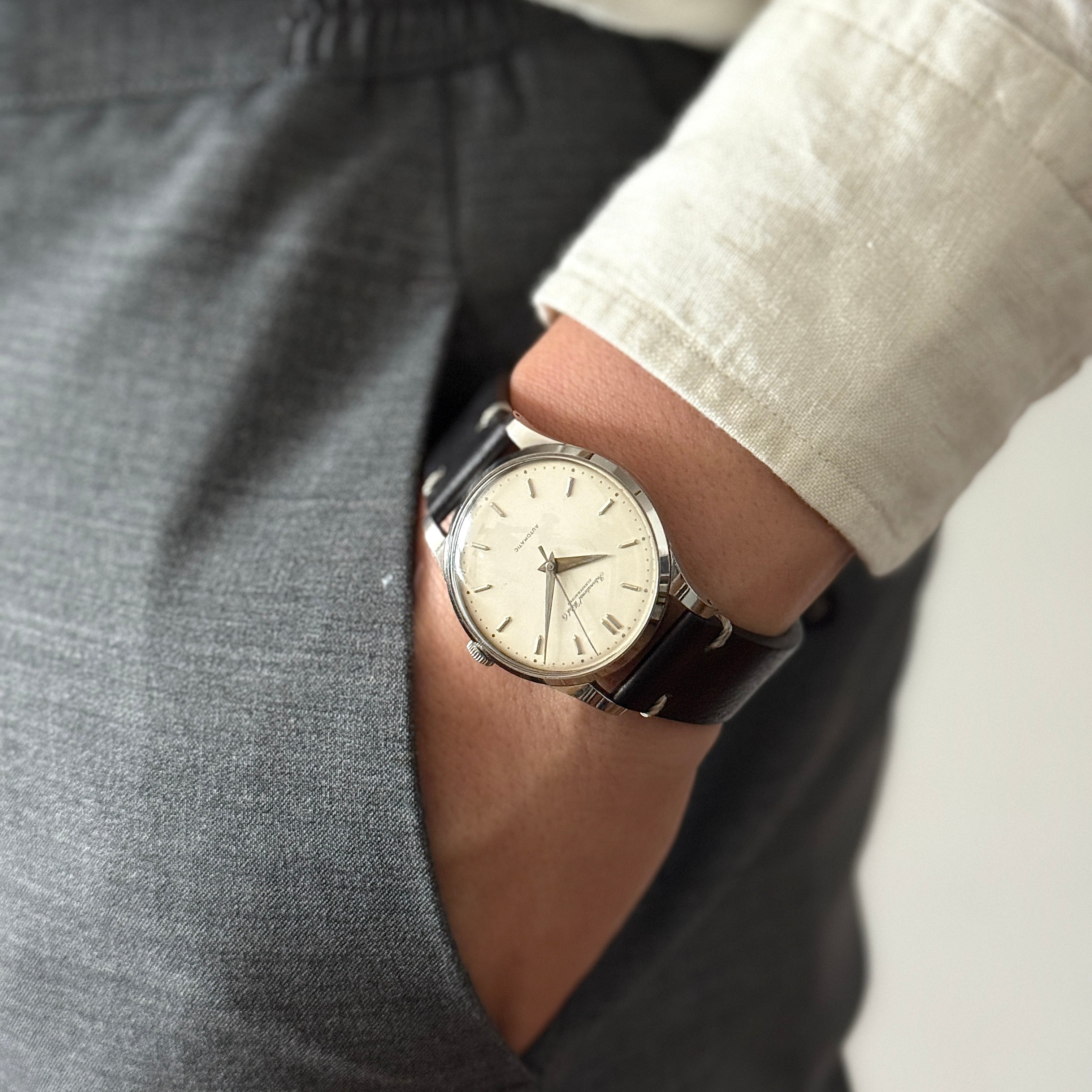 【IWC】アイダブリューシー シャフハウゼン SS Cal.852 1956年製
