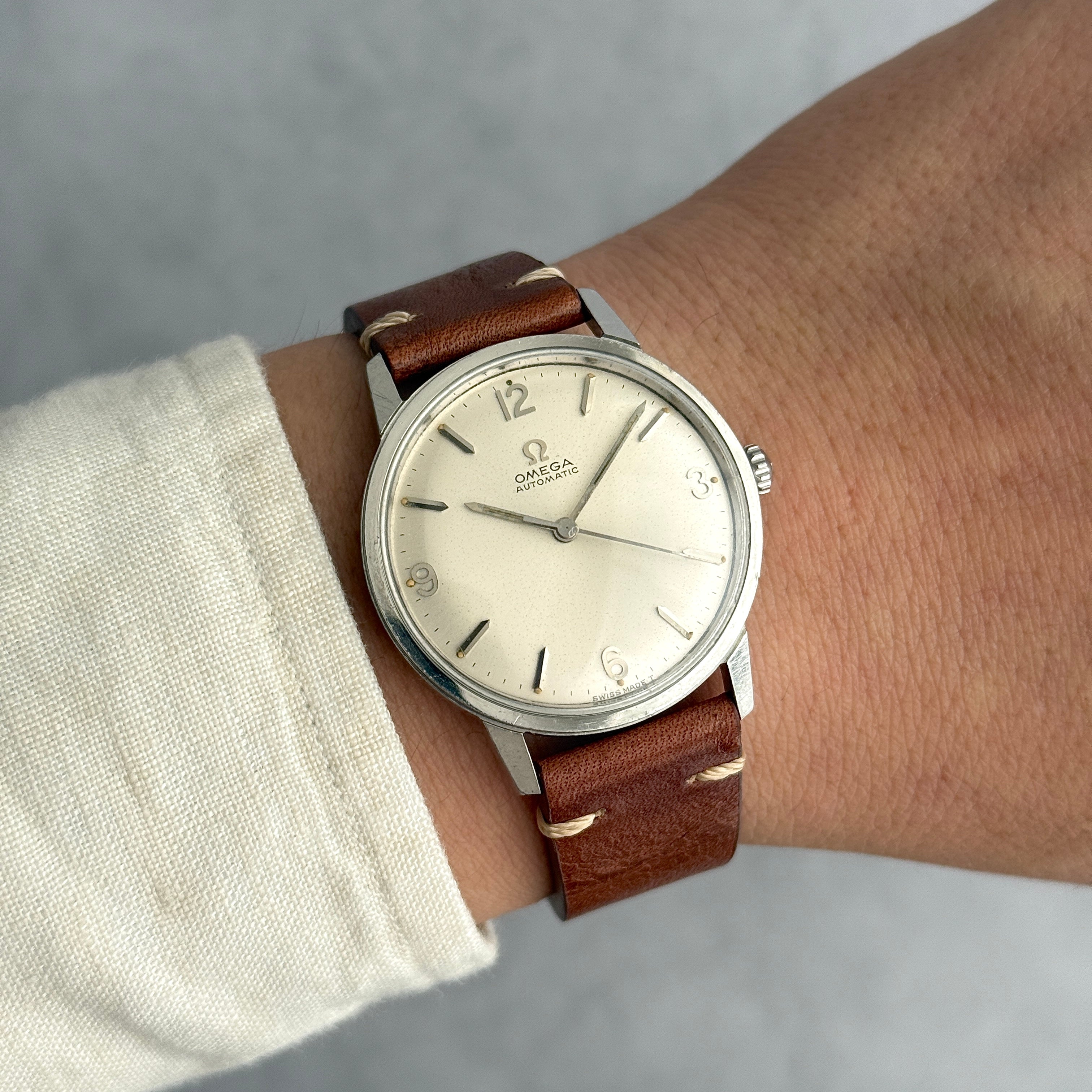 [OMEGA] Omega Automatic SS 12, 3, 6, 9 Cal. 550 with Original Buckle