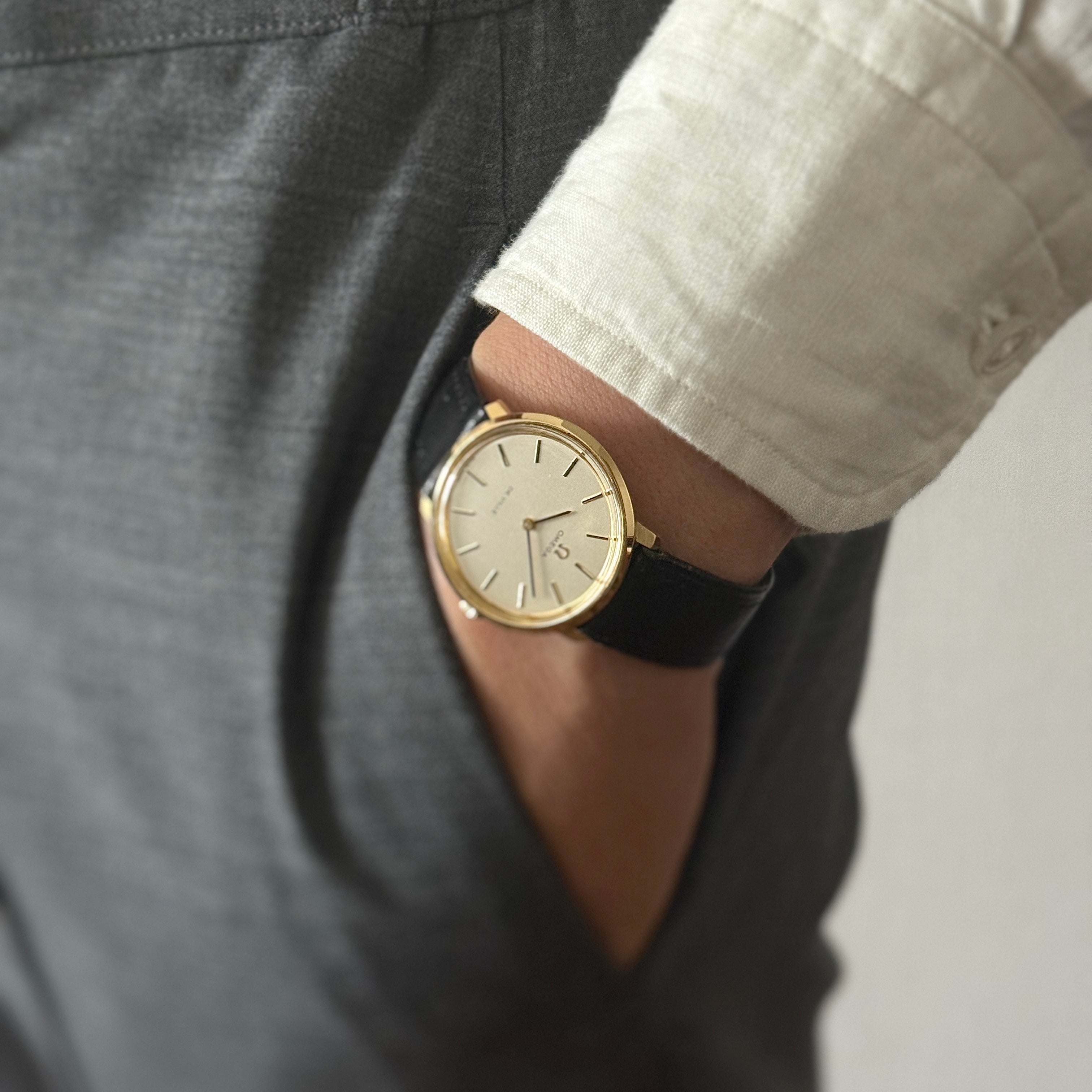 【OMEGA】オメガ デヴィル GP ワンピースケース Gold デッドストック