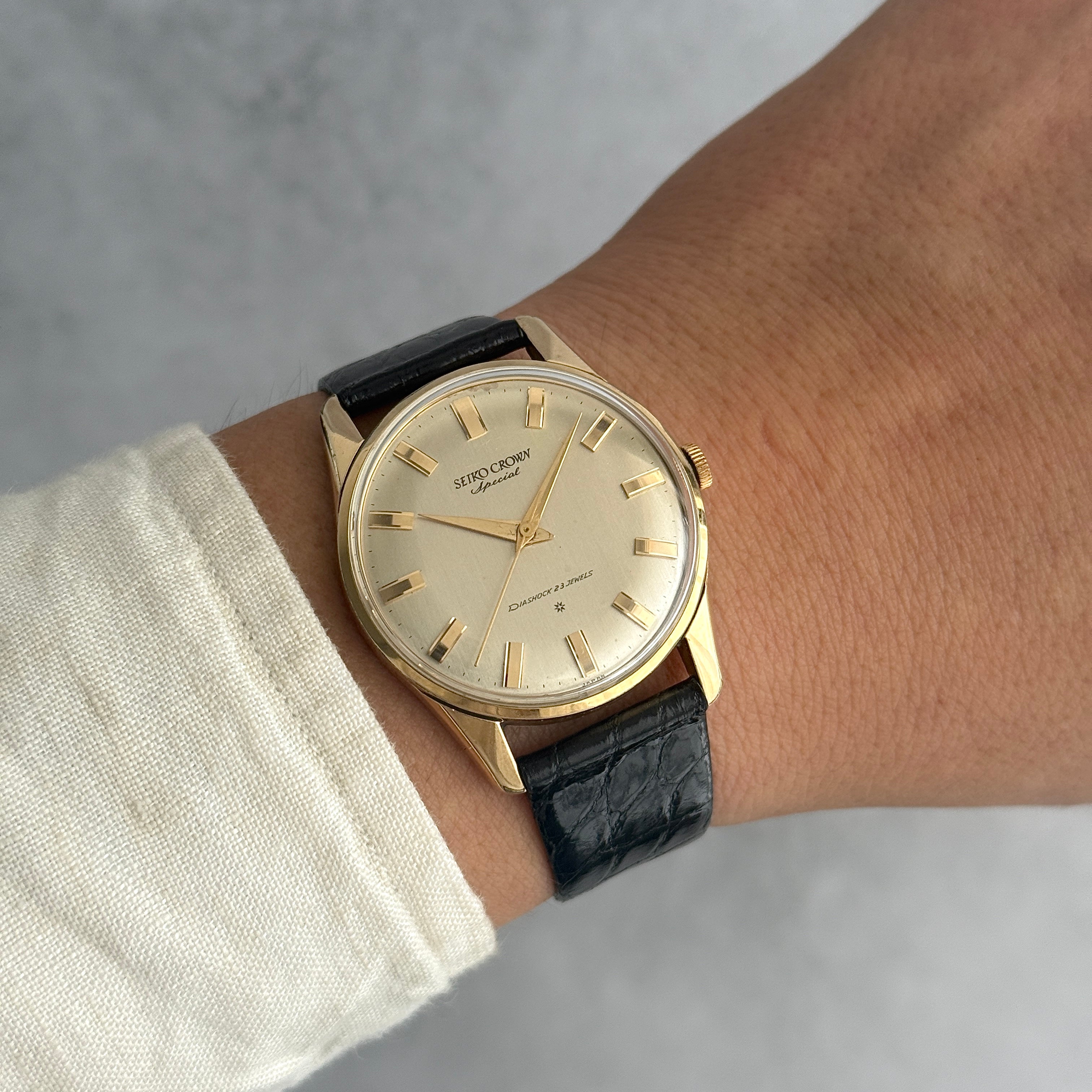 【SEIKO】Seiko Crown Special 14K YGF Fat Index with Original Buckle, Manufactured September 1962