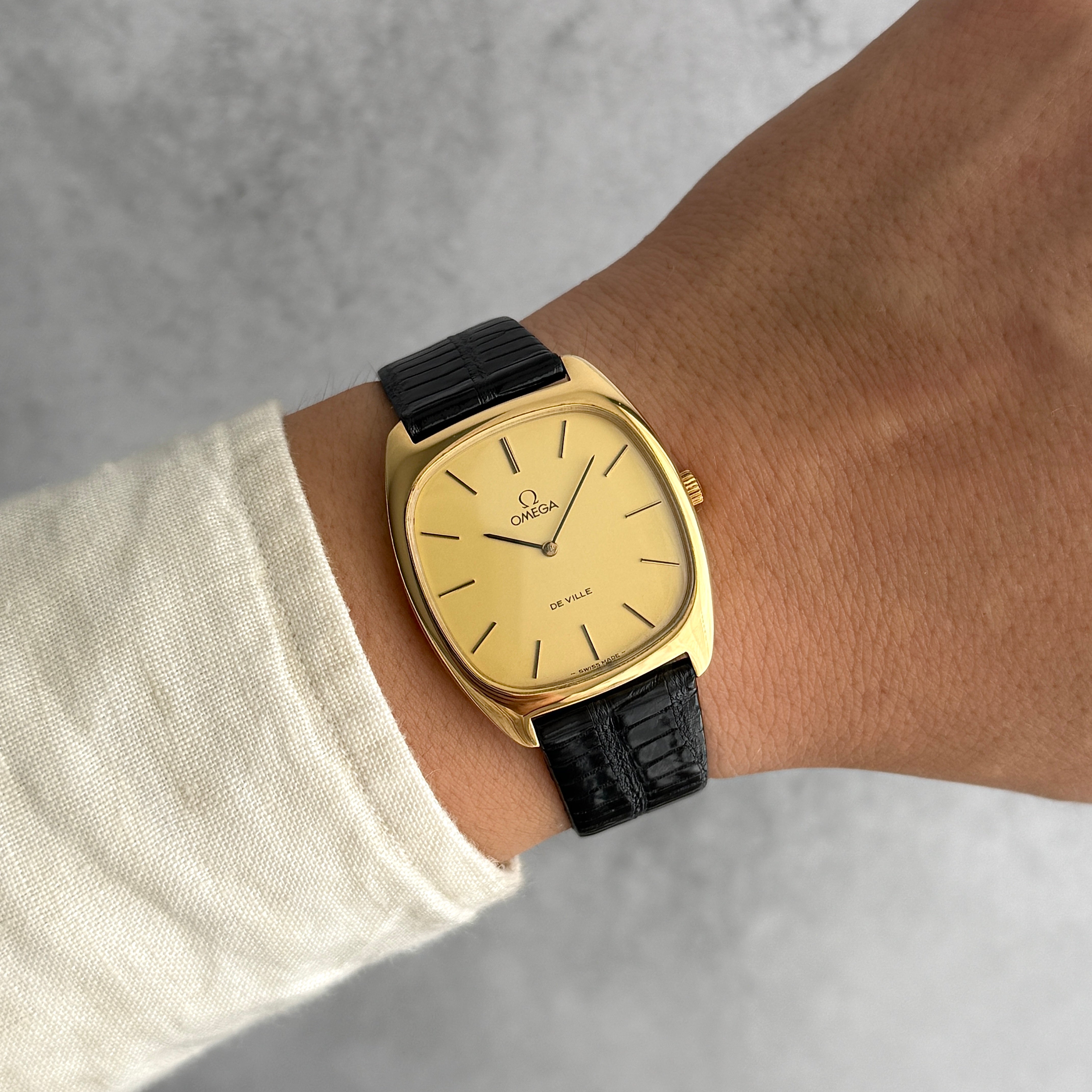 【OMEGA】オメガ デヴィル GP クッションケース Gold 純正尾錠付き