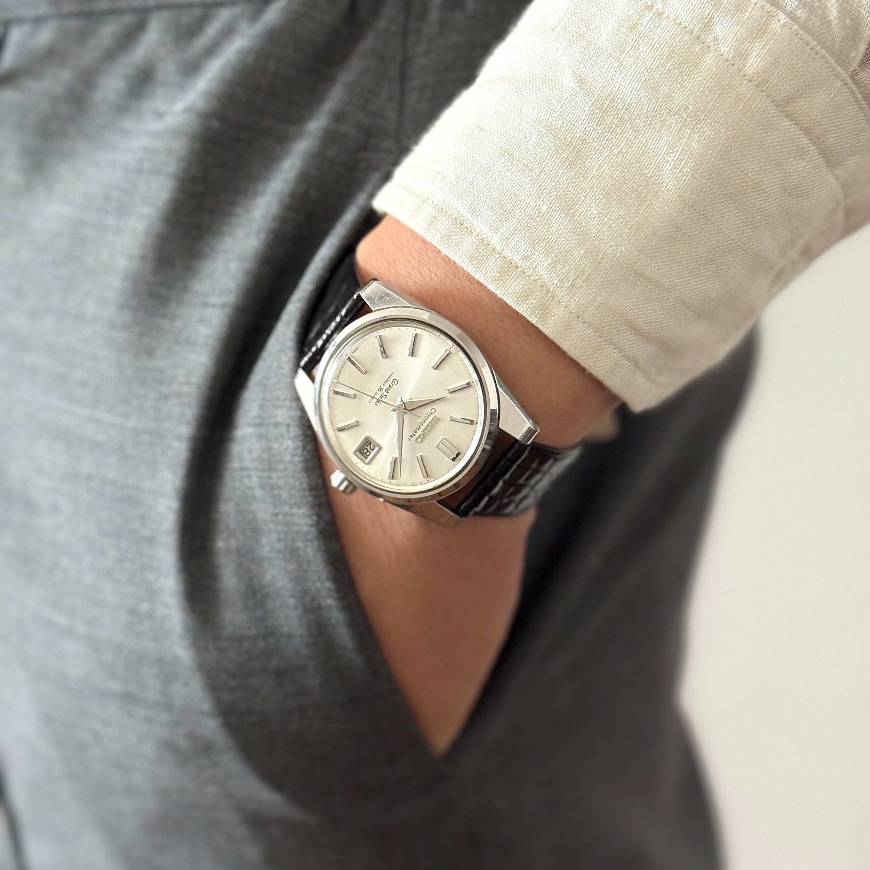 【SEIKO】セイコー グランドセイコー2nd 5722-9990 前期型ADダイヤル 純正尾錠付き 1965年8月製造
