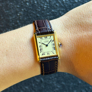 Cartier】カルティエ マストタンク LMアイボリーローマQZ 純正尾錠付き