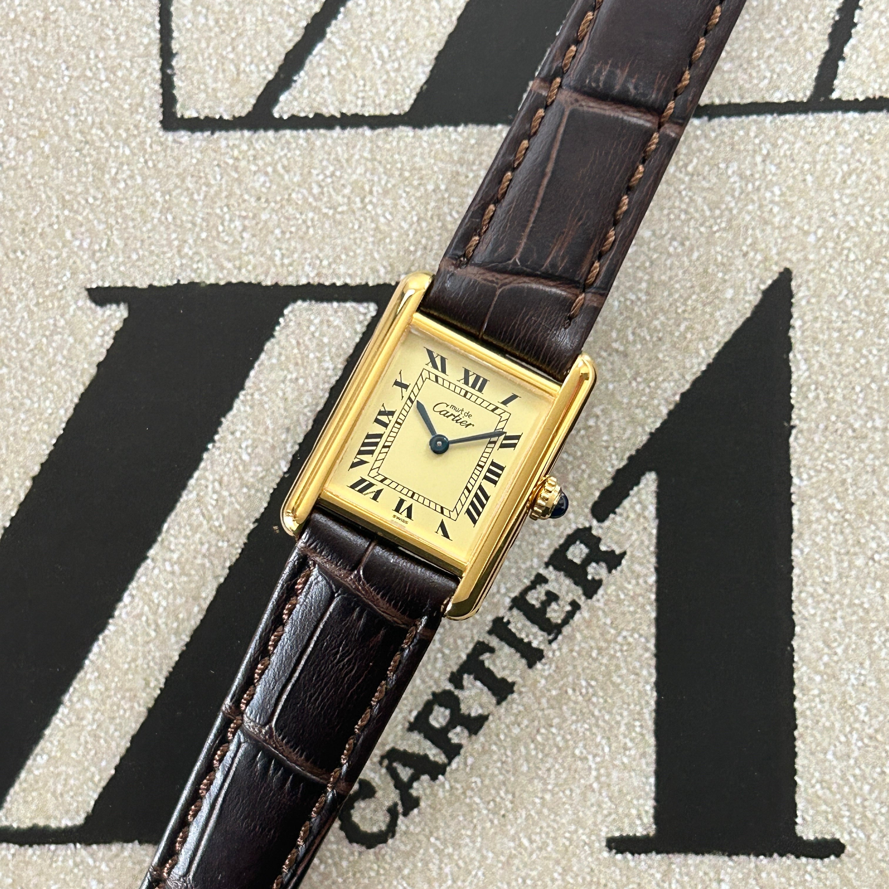 【Cartier】カルティエ <BR>マストタンク SMアイボリーローマQZ 純正尾錠付き