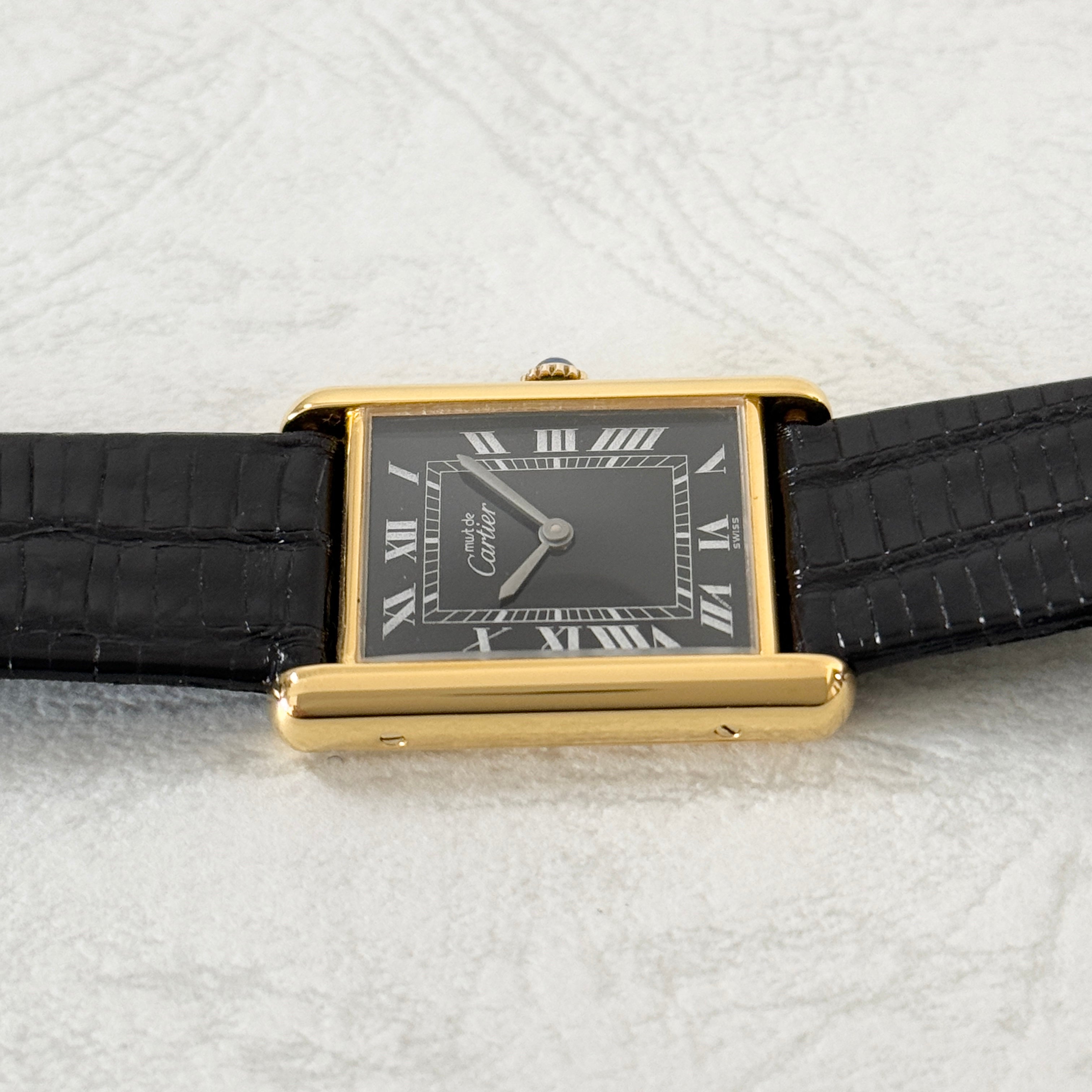 [Cartier] Cartier Must Tank LM Hand-wound Black Roman with genuine buckle