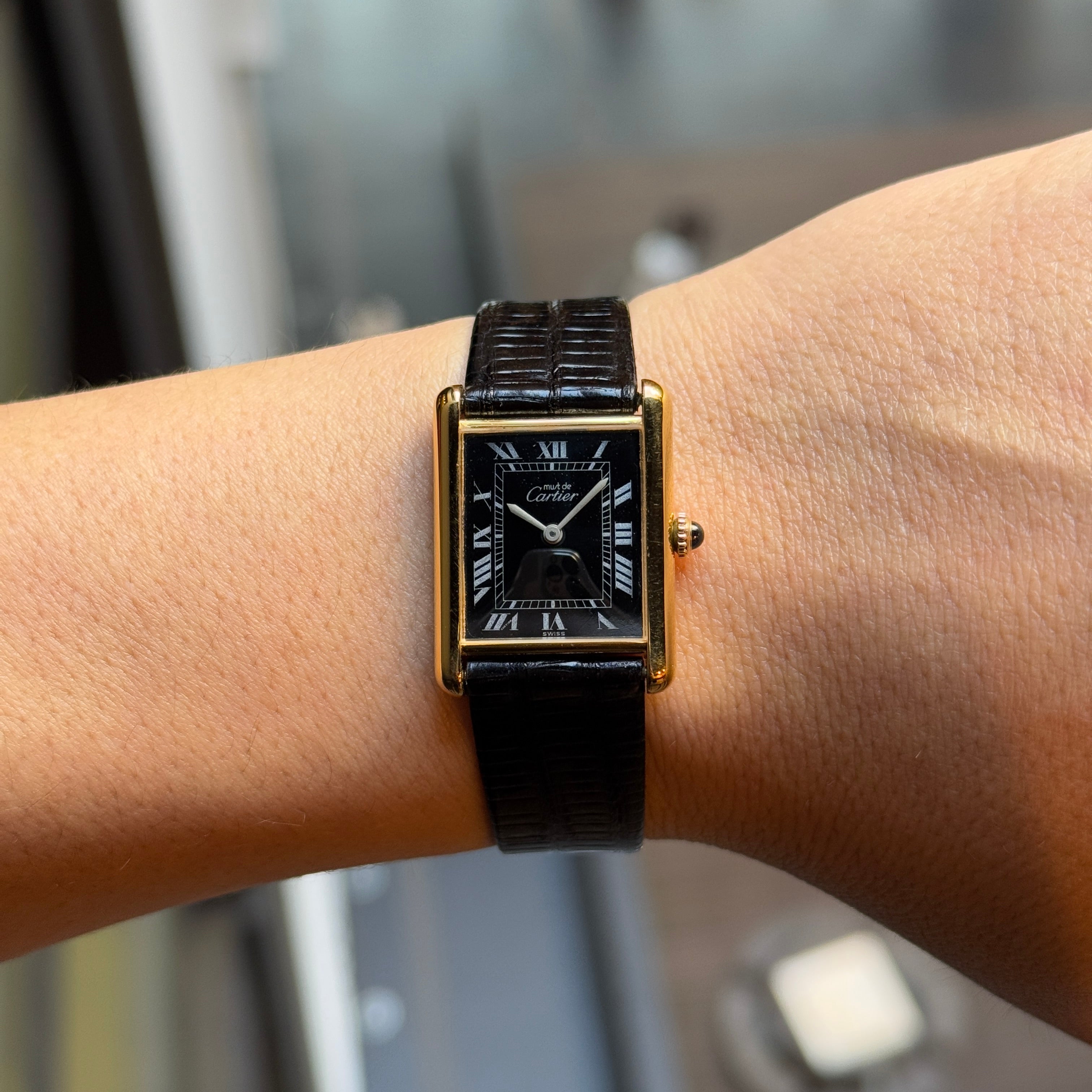 [Cartier] Cartier Must Tank LM Hand-wound Black Roman with genuine buckle