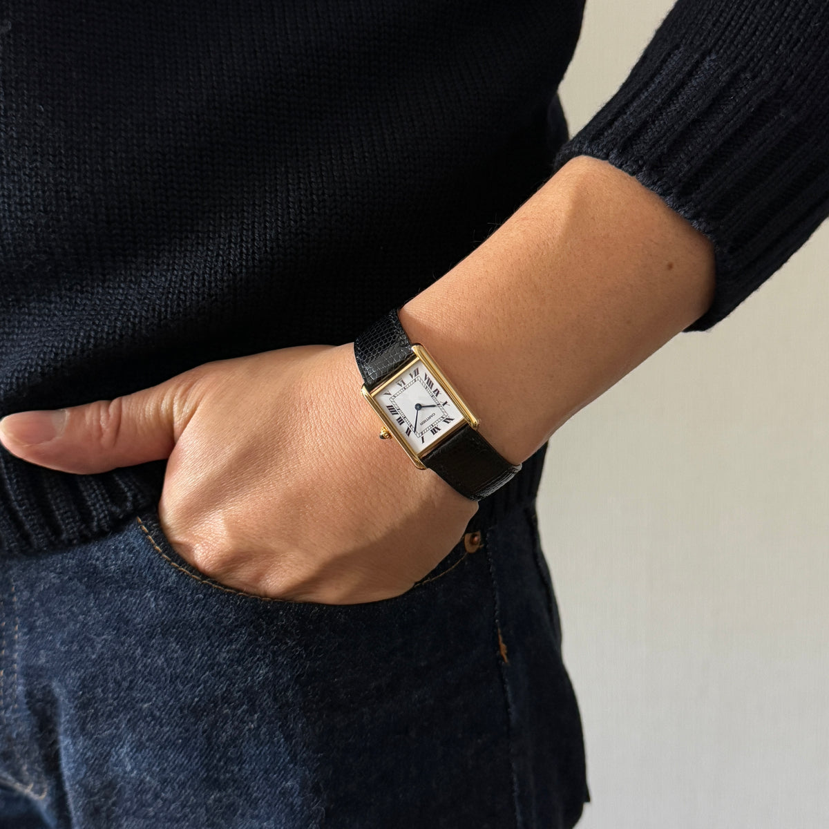 Cartier】カルティエ タンクルイカルティエLM 18KYG手巻き 「PARIS」文字盤