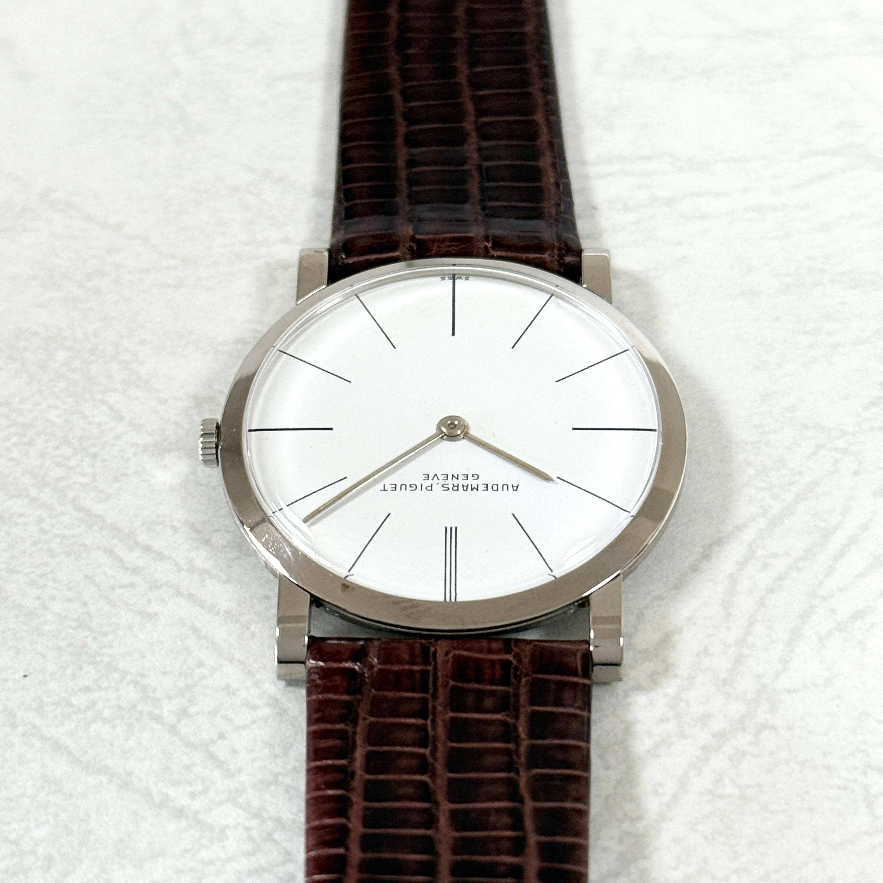 【AUDEMARS PIGUET】オーデマピゲ ラウンドモデル 18KWG 純正ボックス付き