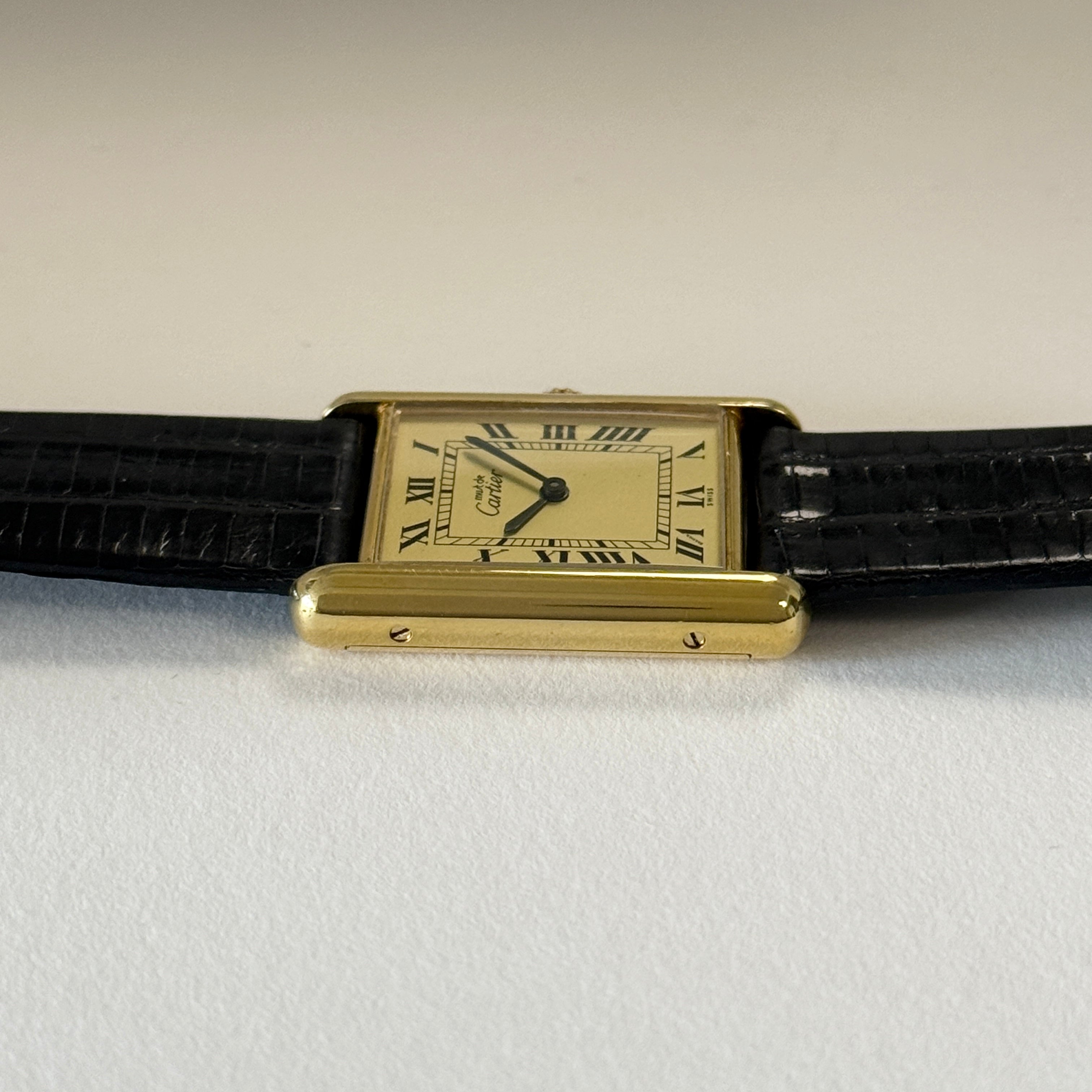 【Cartier】カルティエ マストタンク LM手巻きアイボリーローマ 純正尾錠付き