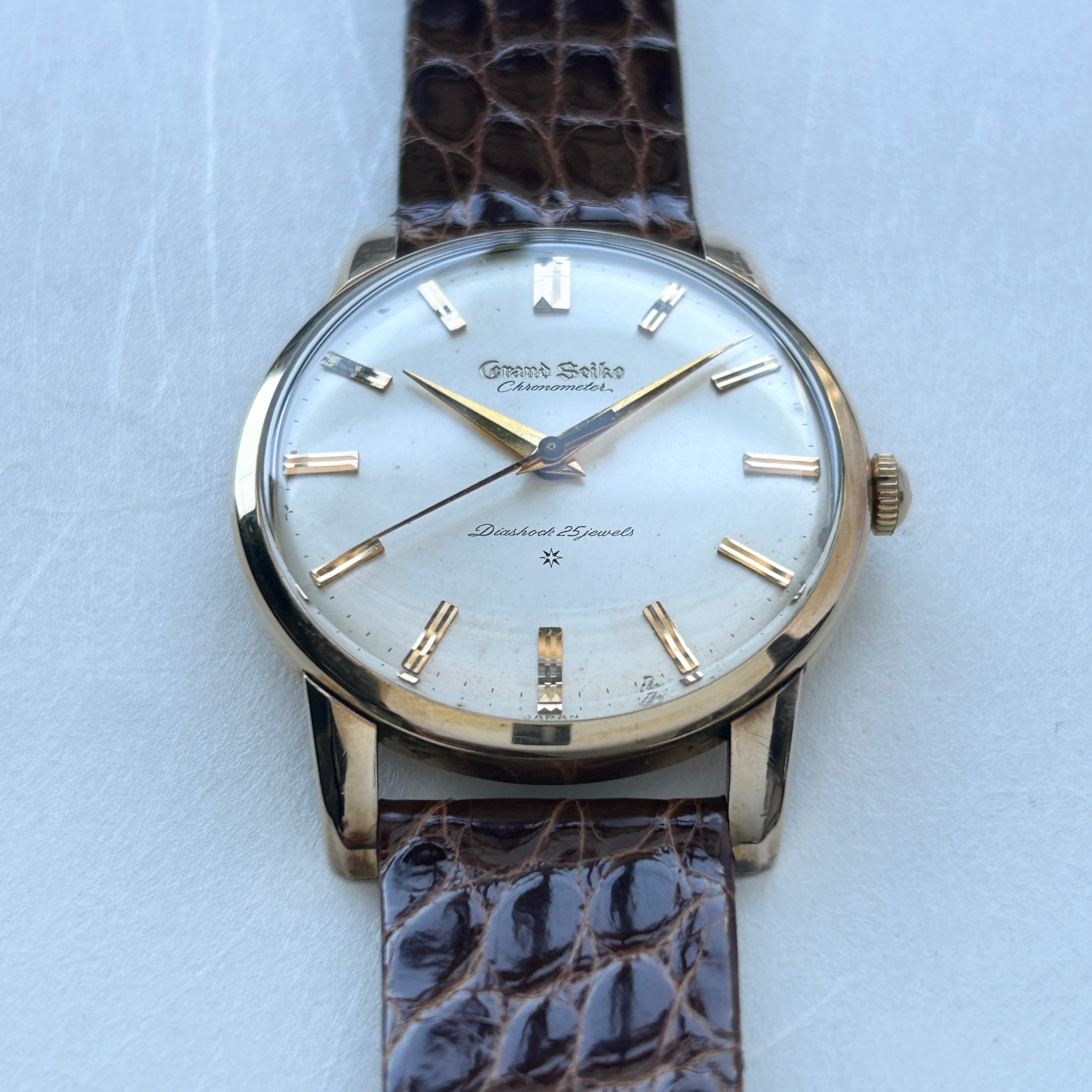 SEIKO】グランドセイコー1st彫り文字盤 – REGALO vintage watch