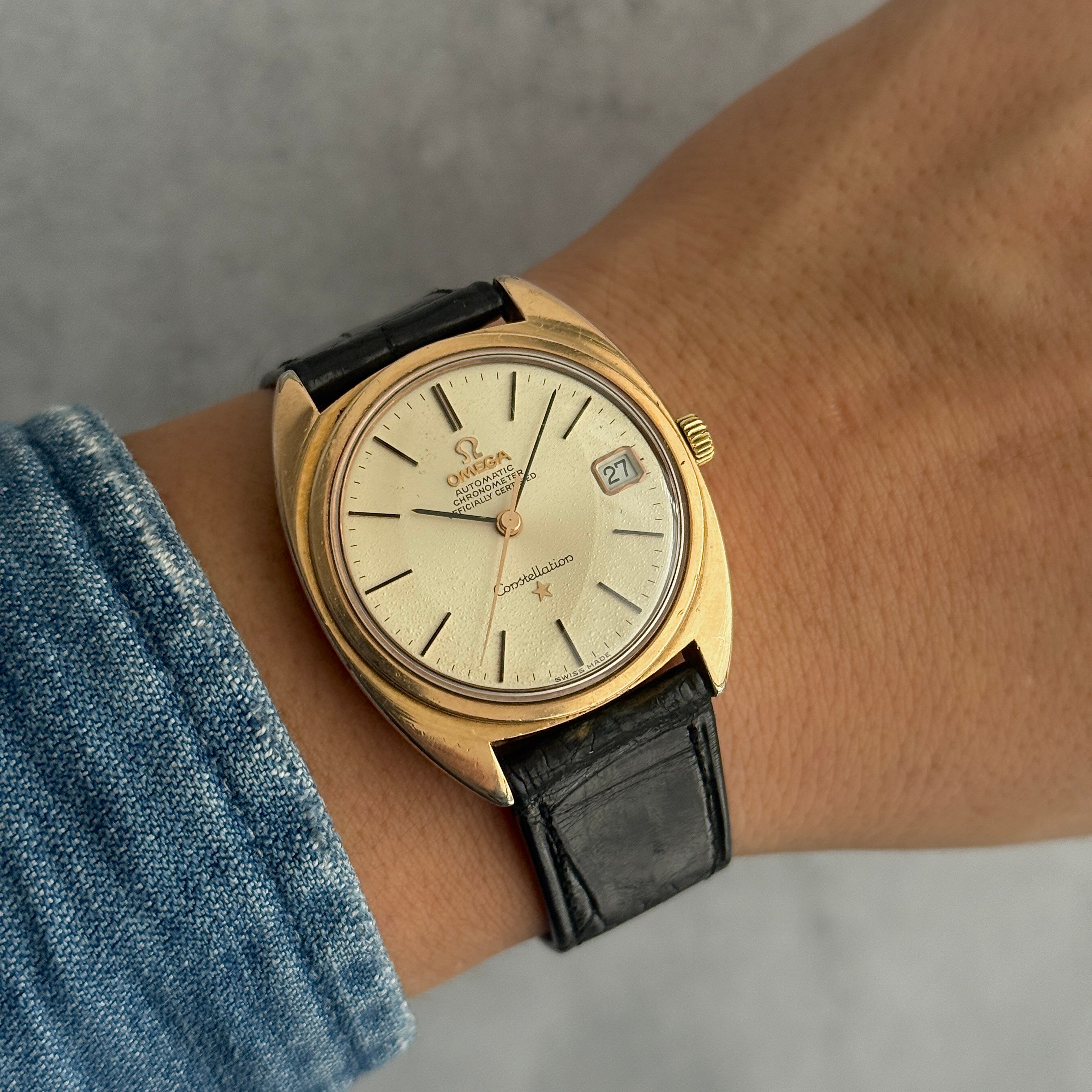 OMEGA ゴールド 腕時計 オメガ 革ベルト コンステレーション レザー 静かに際立つ、レザーコンステレーションという選択（オメガ