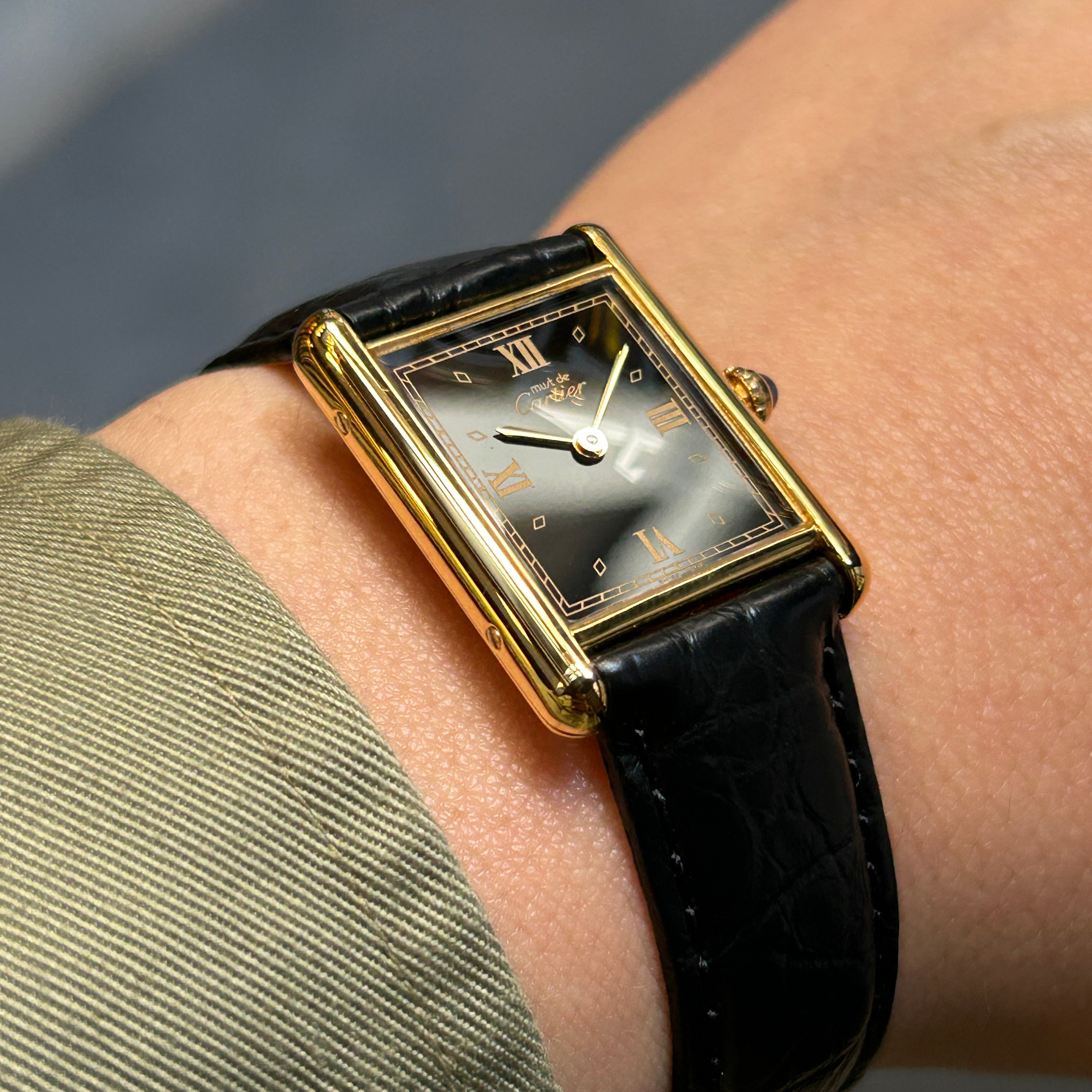 [Cartier] Cartier Must Tank LM Black with 4 Roman accessories