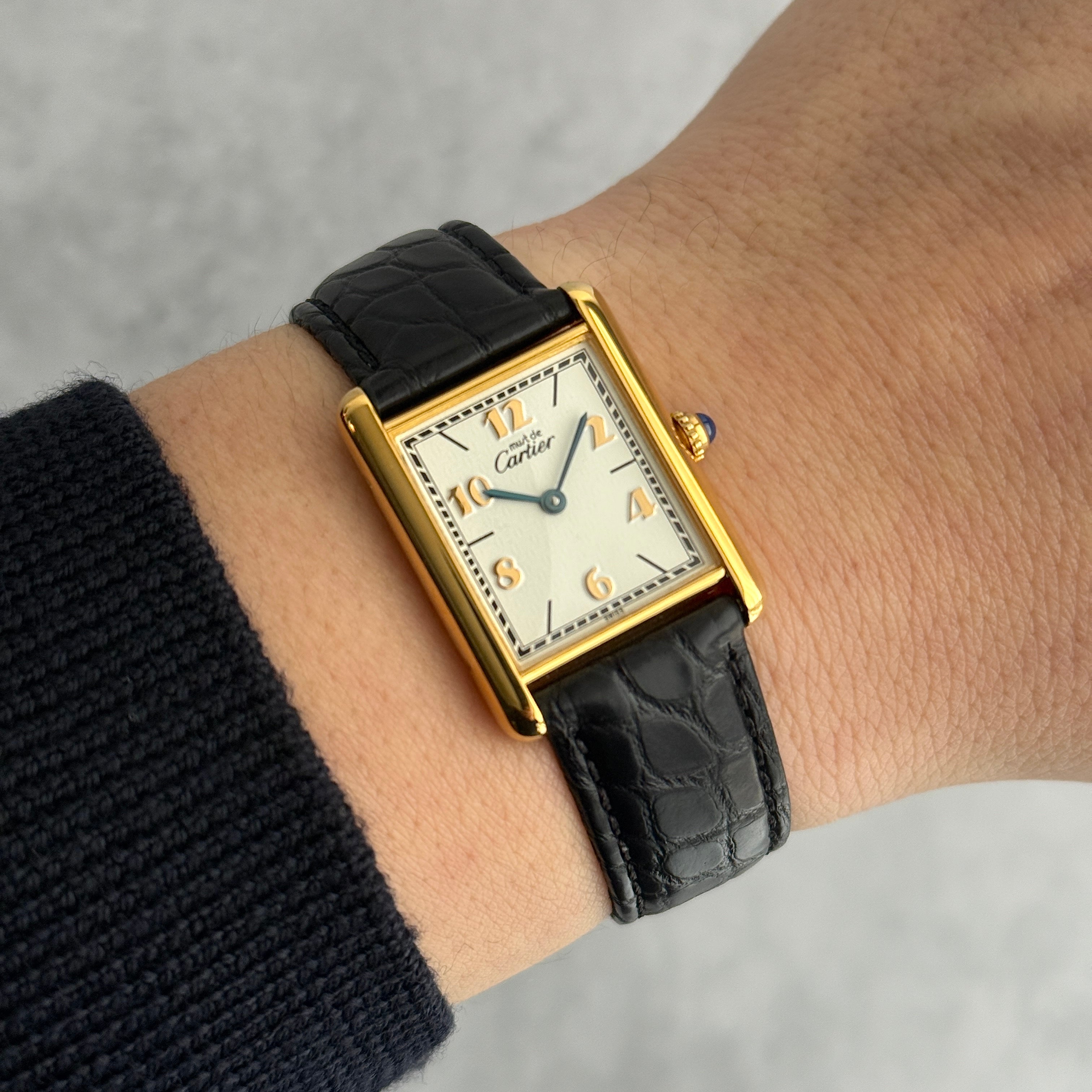 【Cartier】カルティエ マストタンクLM 飛びアラビア文字盤 純正Dバックル付き