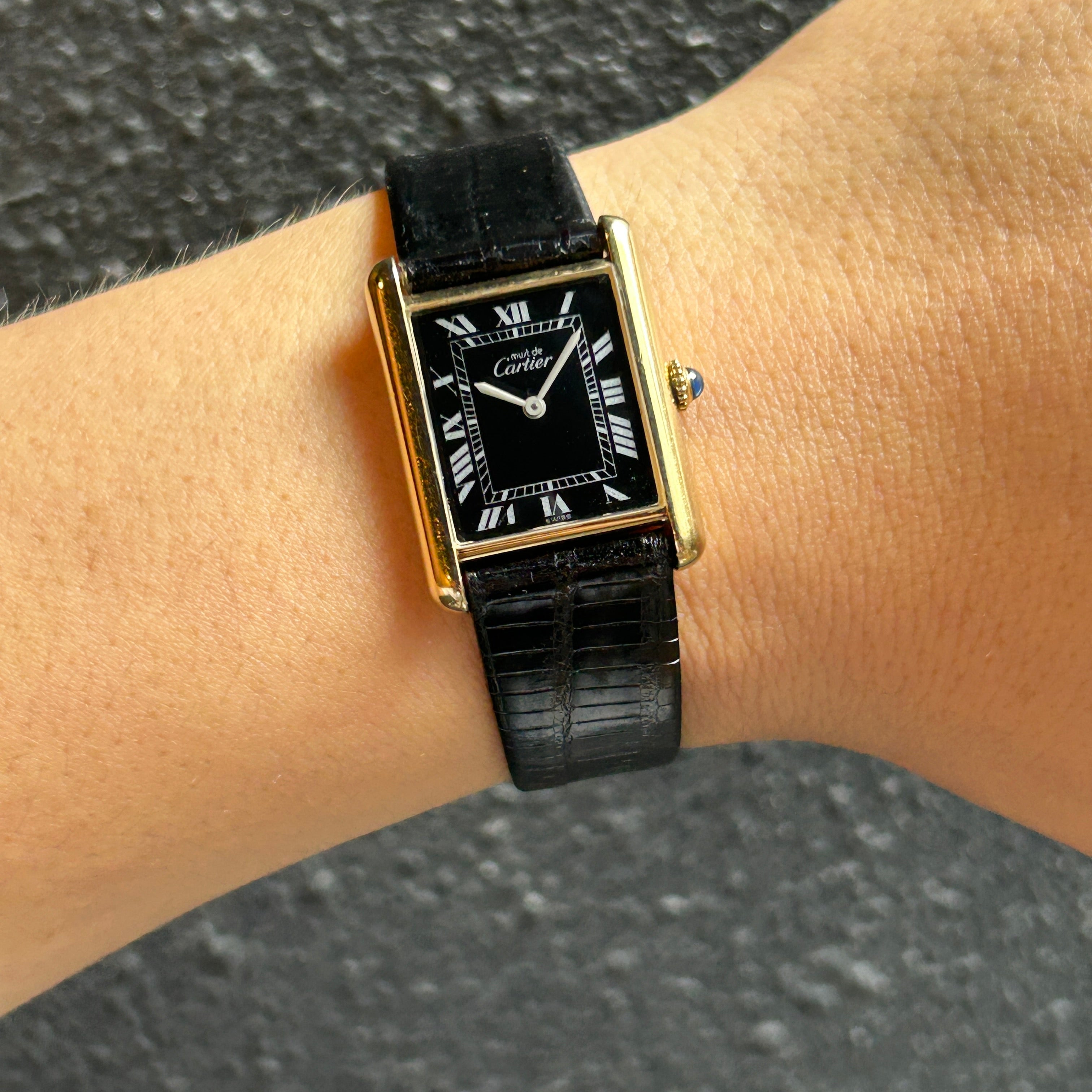 [Cartier] Cartier Must Tank LM Black Roman Manual Winding